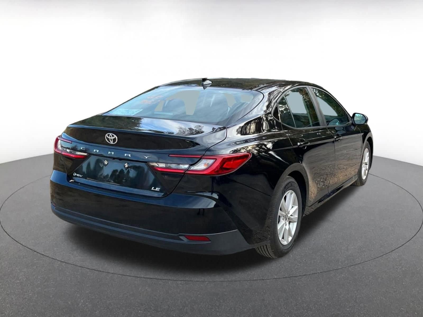 Thumbnail: 2025 Toyota Camry - 14