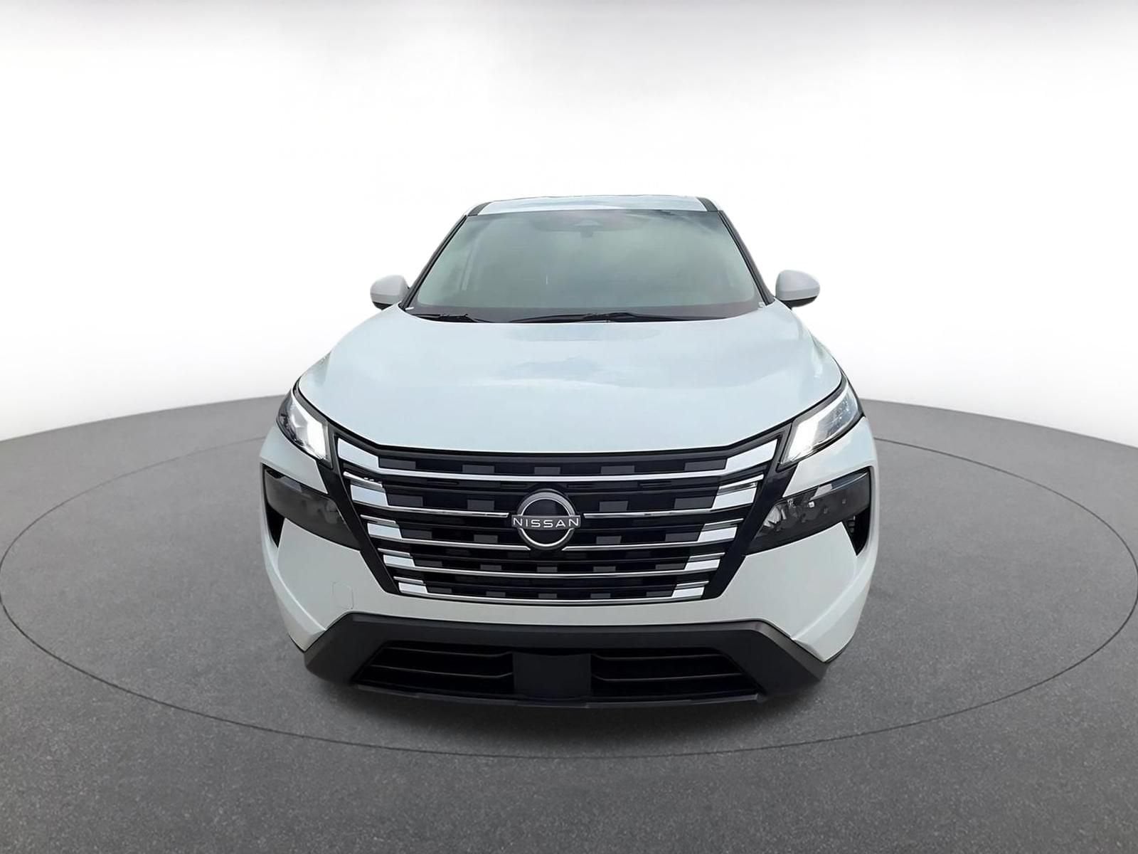 Thumbnail: 2026 Nissan Rogue - 4