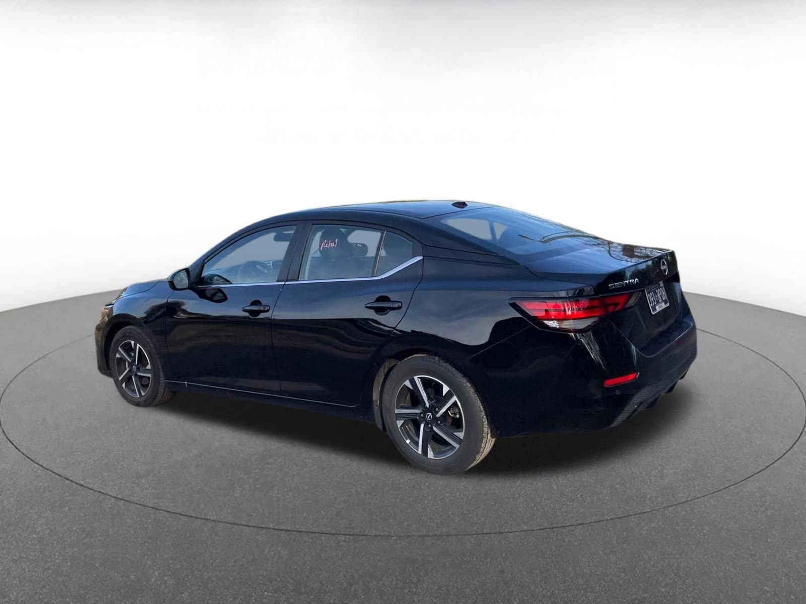 Thumbnail: 2025 Nissan Sentra - 9