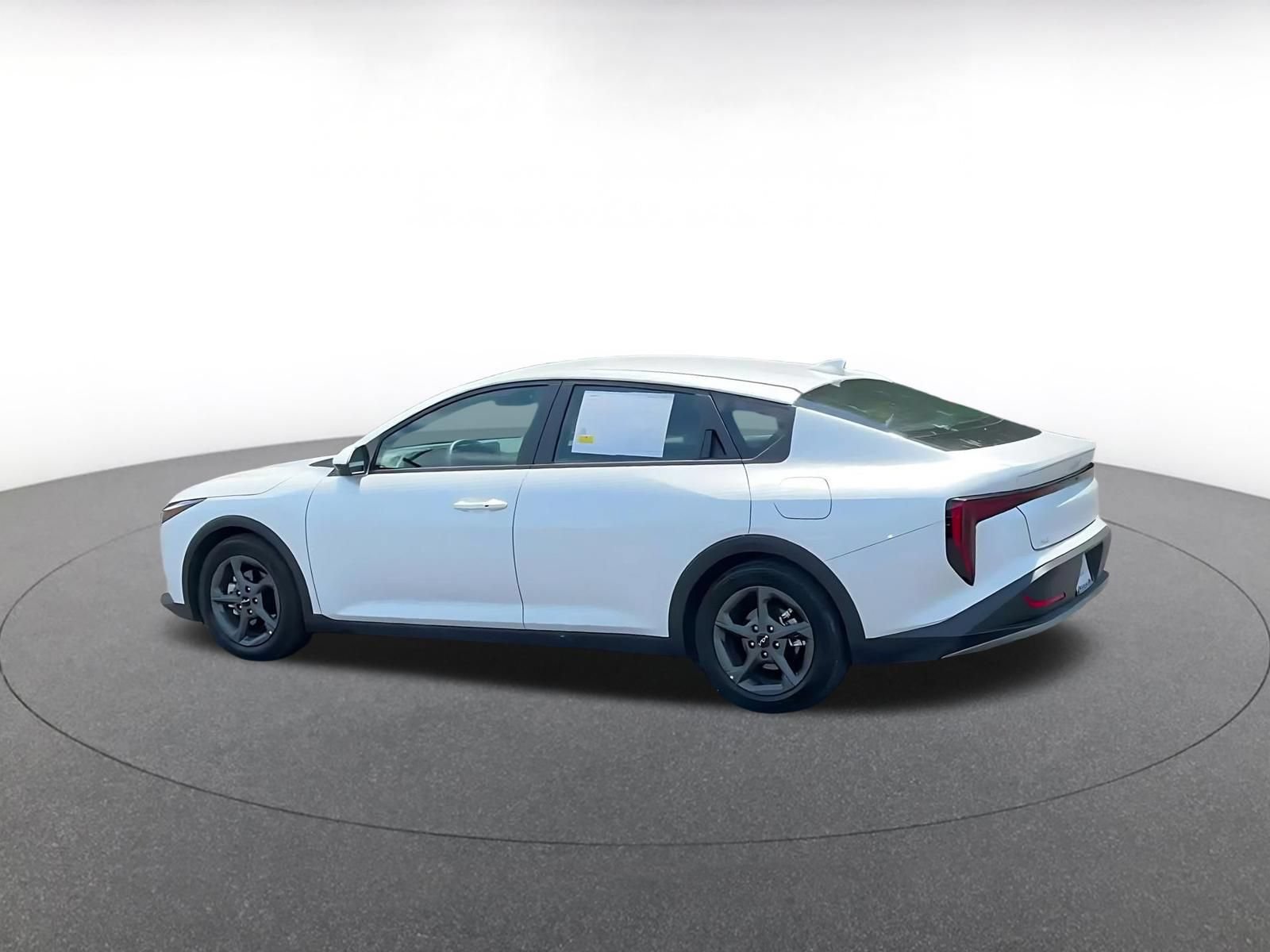 Thumbnail: 2026 Kia K4 - 10