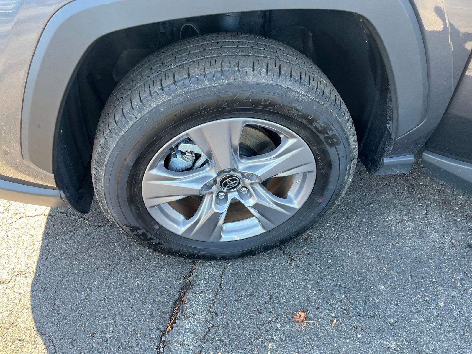 Thumbnail: 2025 Toyota RAV4 - 28