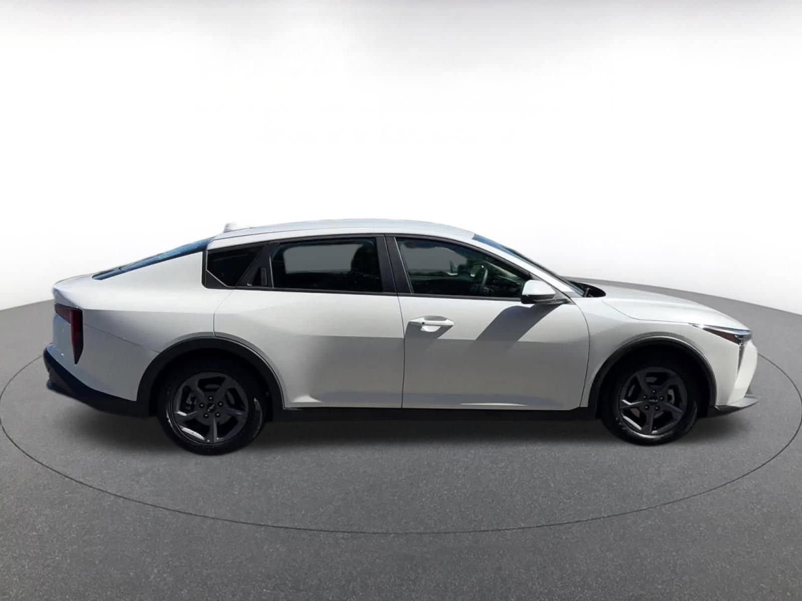Thumbnail: 2025 Kia K4 - 16