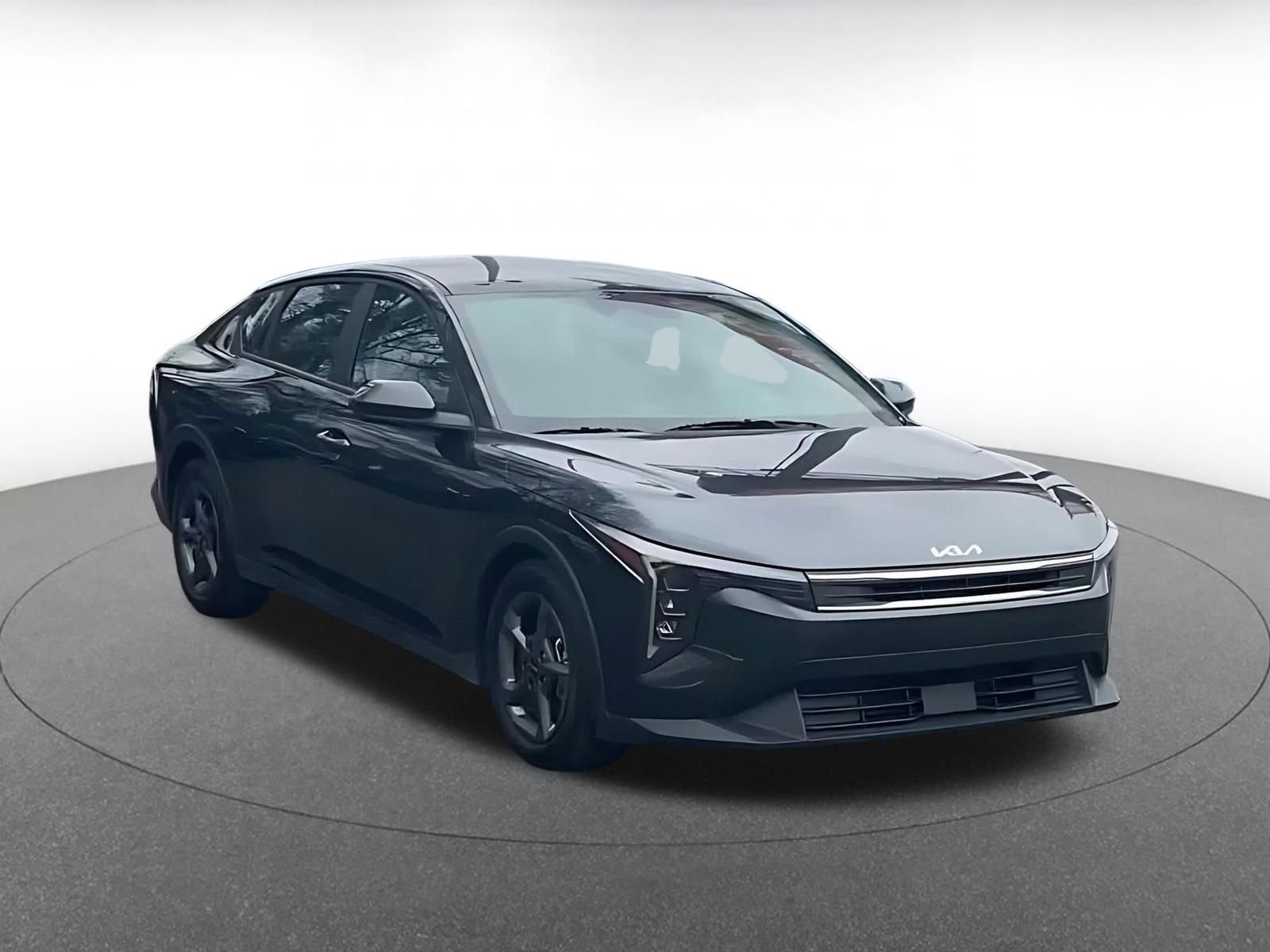 Thumbnail: 2025 Kia K4 - 3