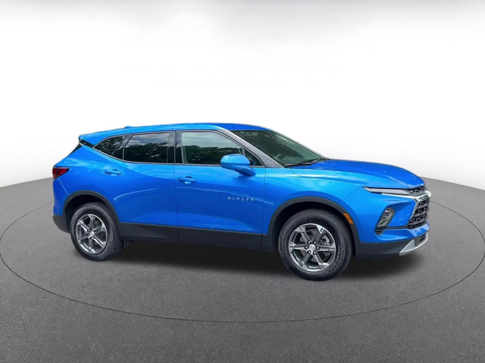 Thumbnail: 2025 Chevrolet Blazer - 2