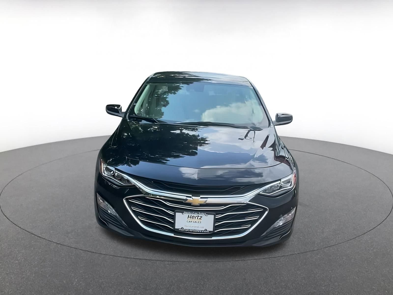 Thumbnail: 2024 Chevrolet Malibu - 4