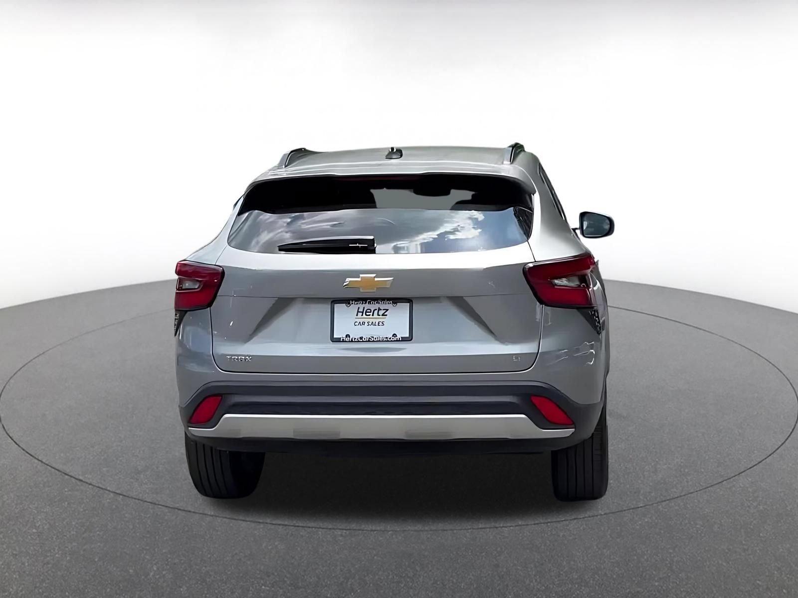 Thumbnail: 2025 Chevrolet Trax - 12