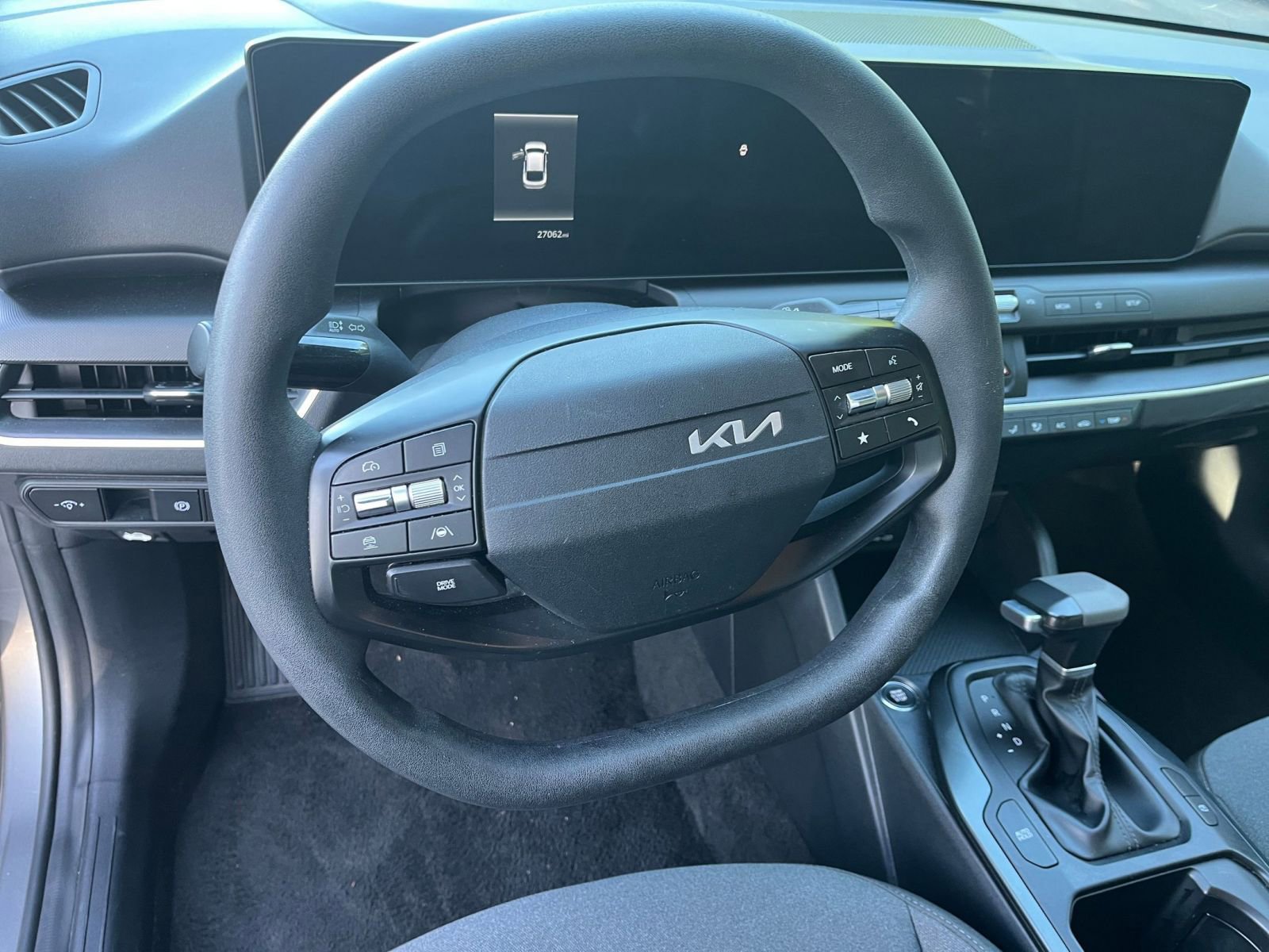 Thumbnail: 2025 Kia K4 - 27