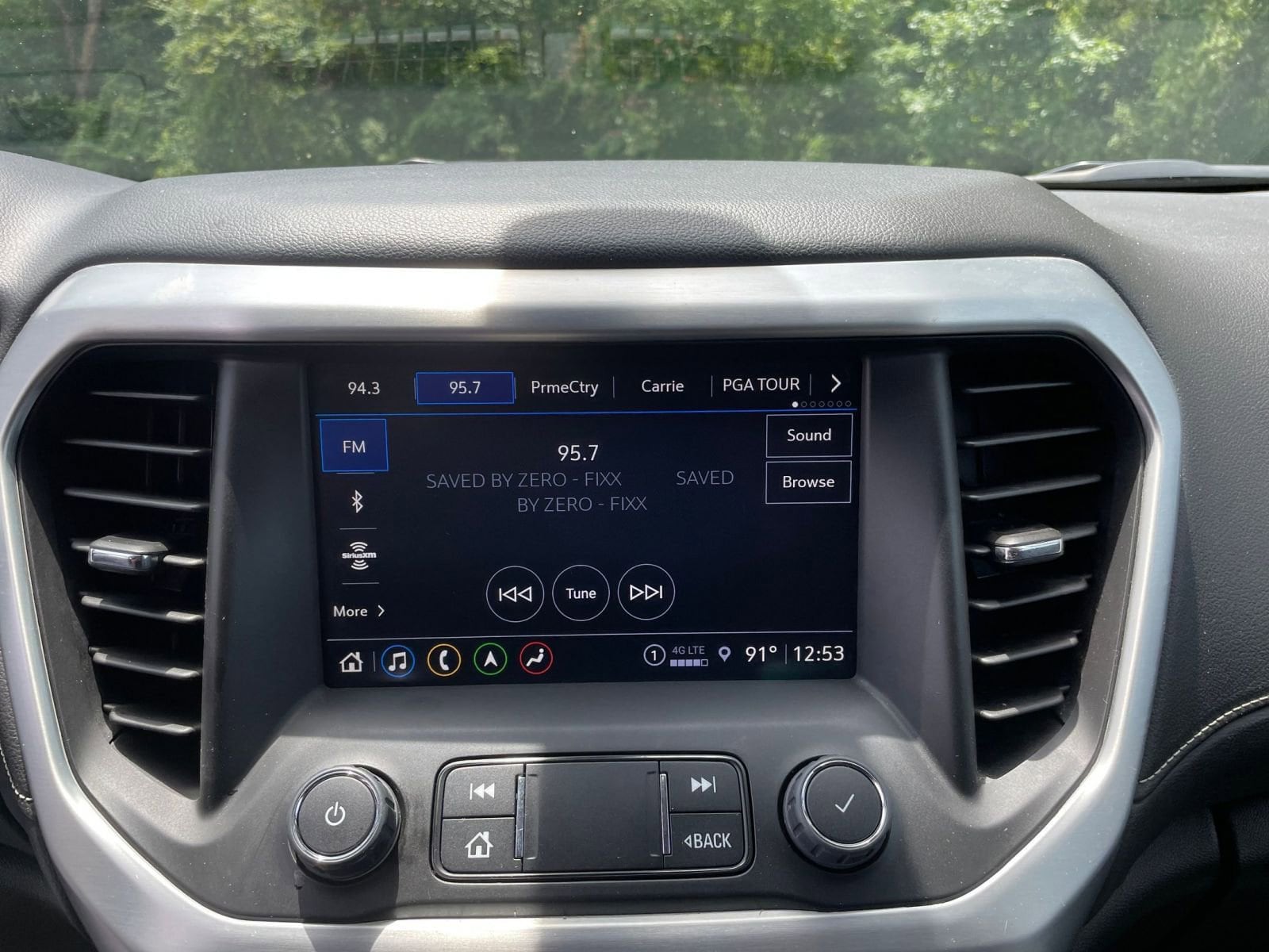 2023 GMC Acadia SLT 20