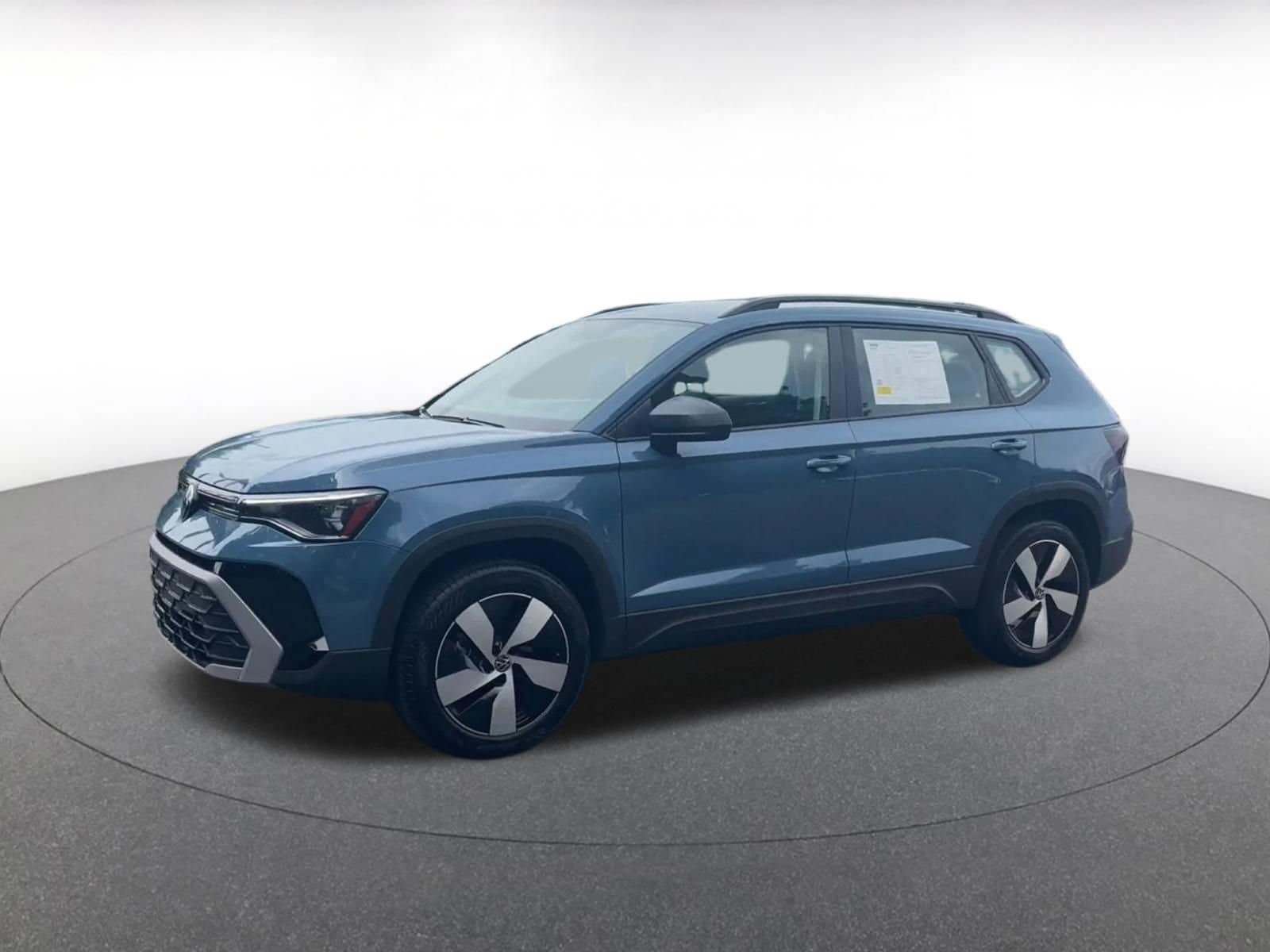 Thumbnail: 2026 Volkswagen Taos - 8
