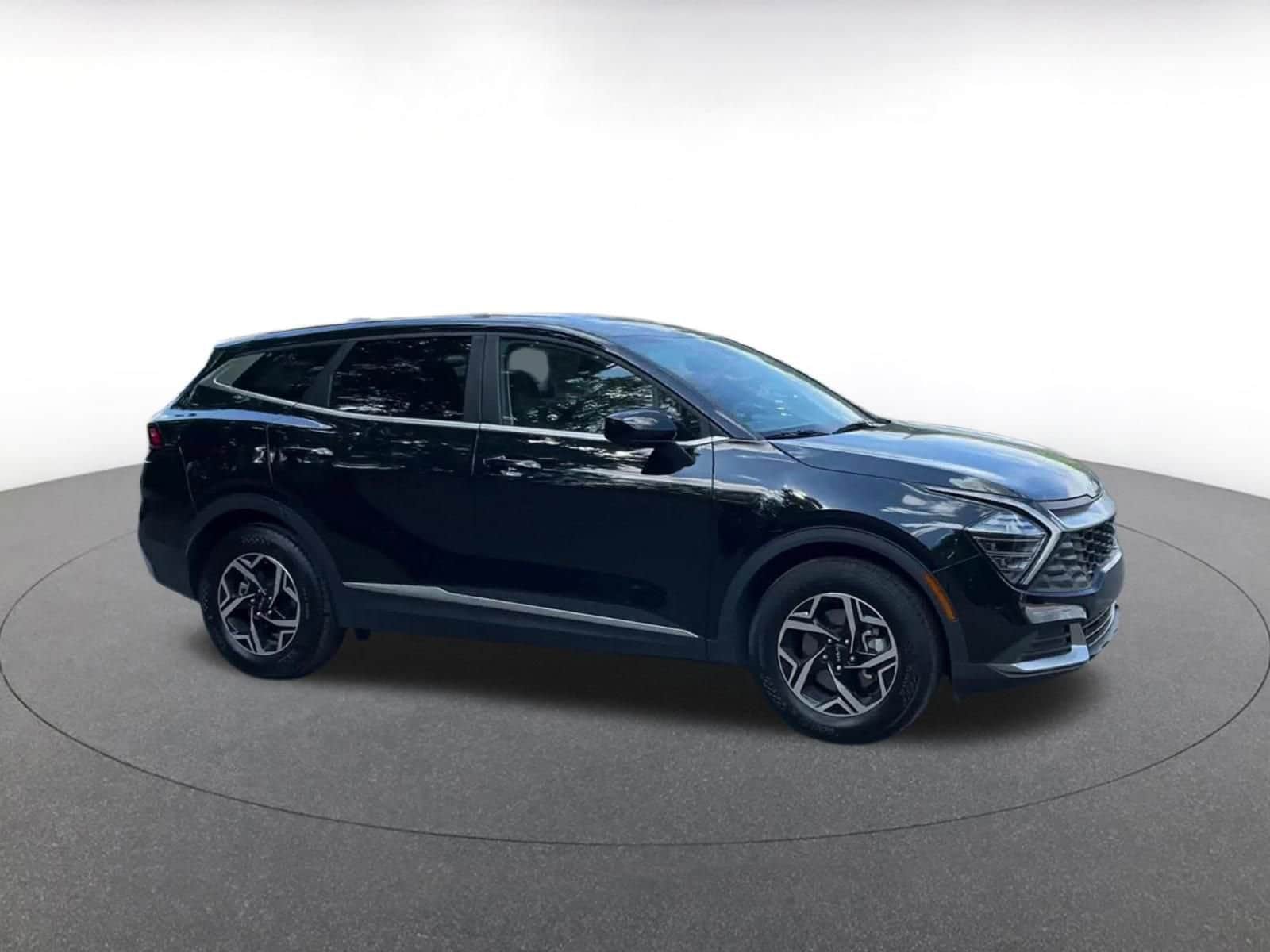 Thumbnail: 2025 Kia Sportage - 2