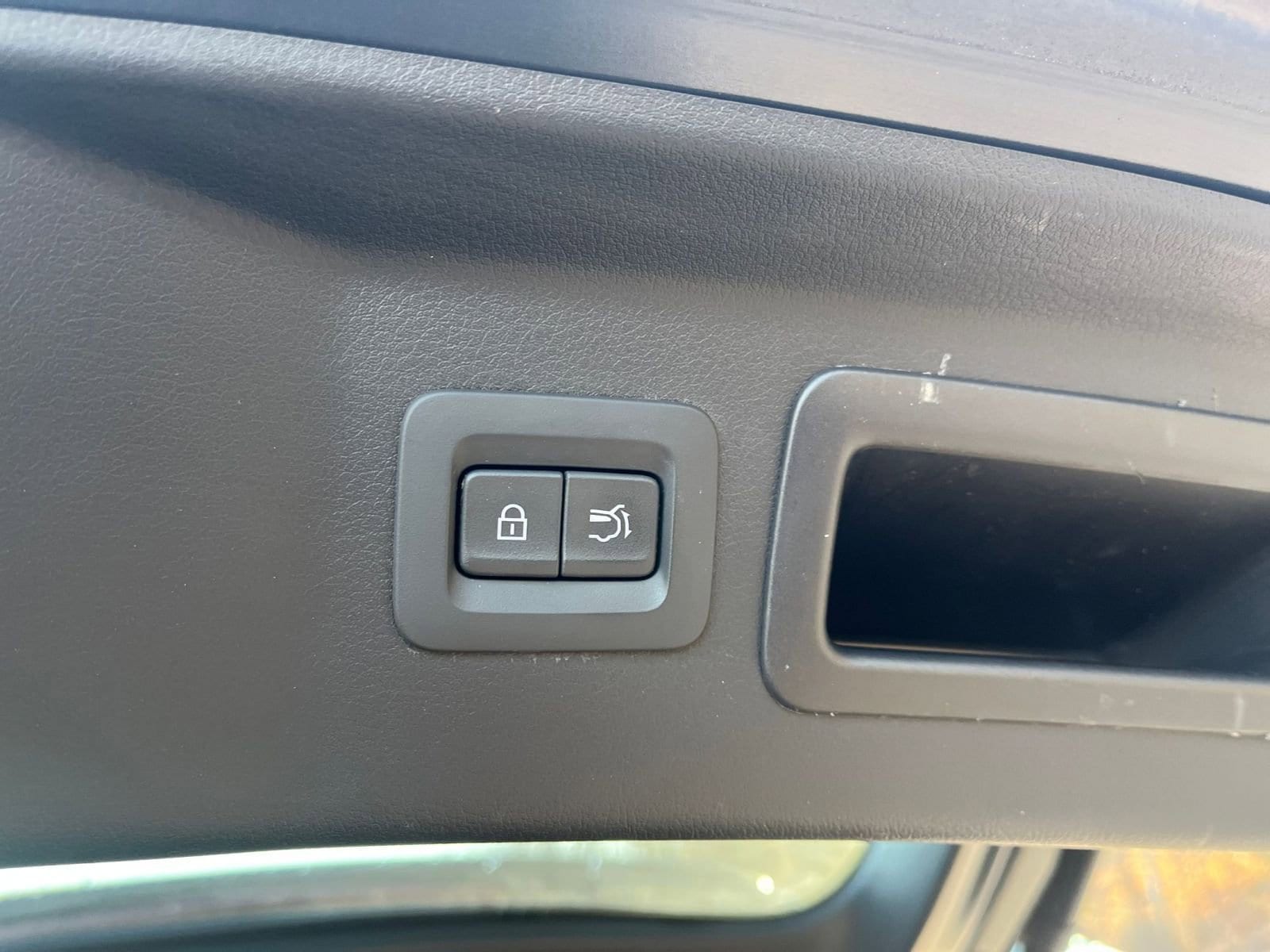 Thumbnail: 2025 Mazda CX-70 - 23