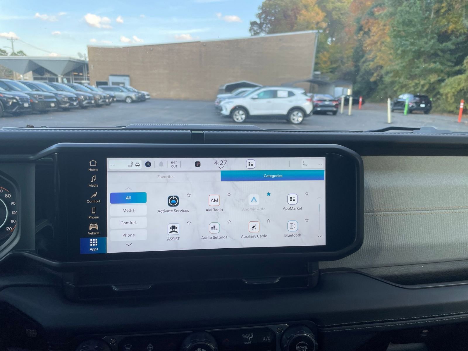 Thumbnail: 2025 Jeep Wrangler - 18