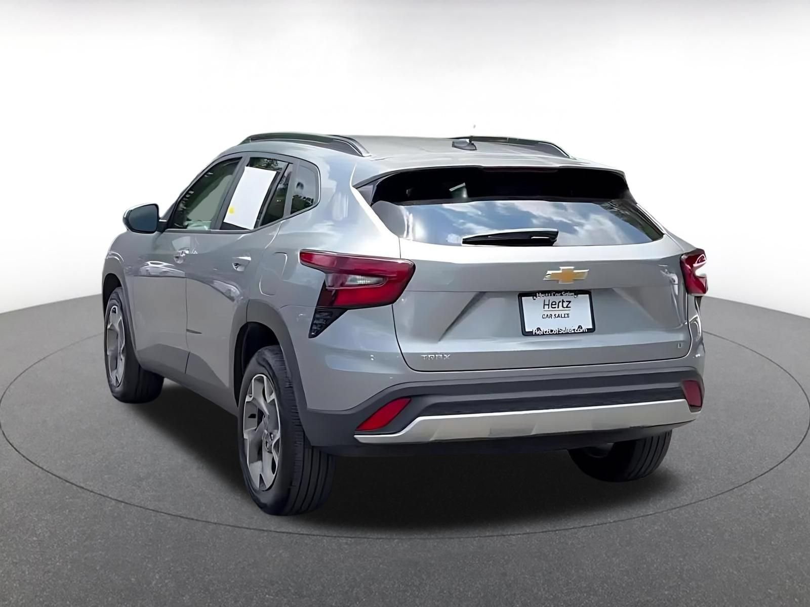Thumbnail: 2025 Chevrolet Trax - 11