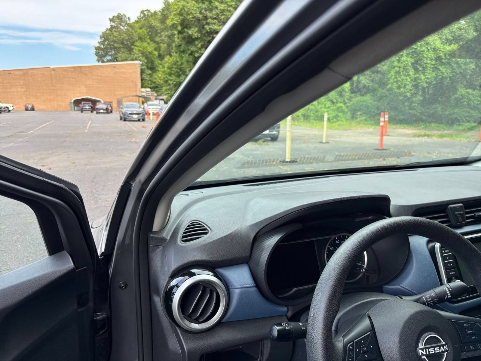 Thumbnail: 2025 Nissan Versa - 32