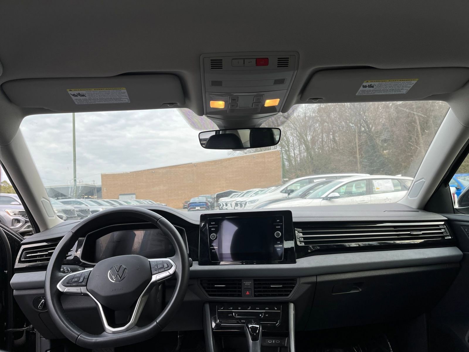 Thumbnail: 2025 Volkswagen Jetta - 33