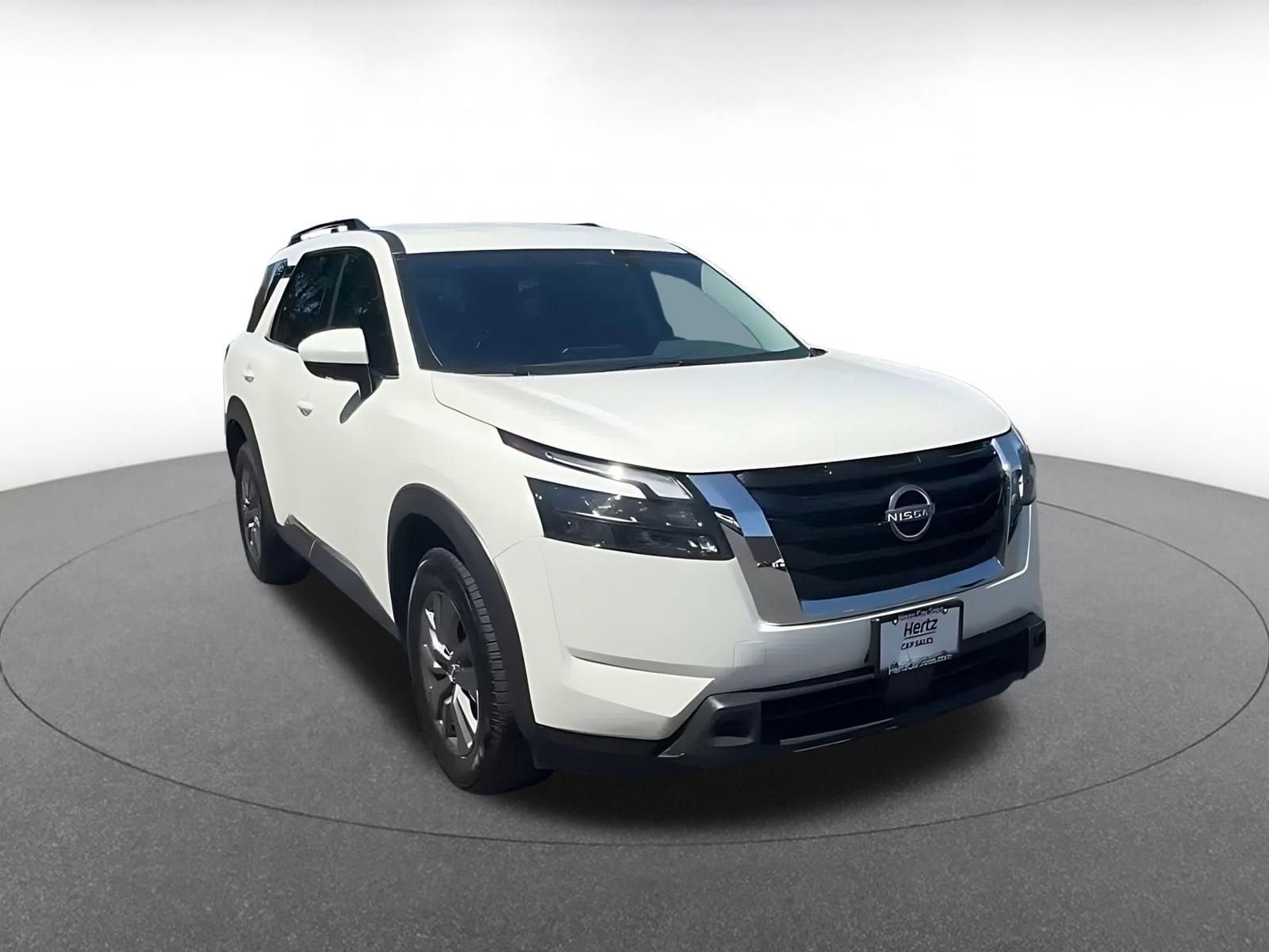 Thumbnail: 2025 Nissan Pathfinder - 3