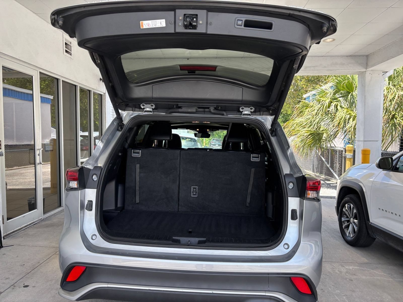 Thumbnail: 2025 Toyota Highlander - 34