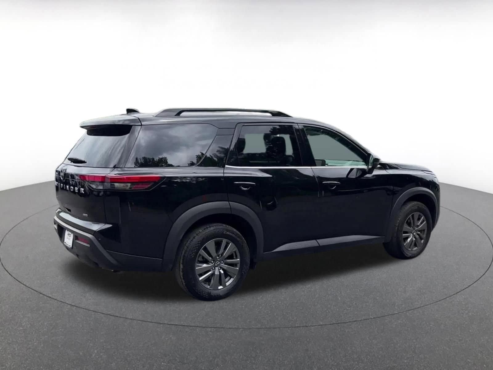 Thumbnail: 2025 Nissan Pathfinder - 15