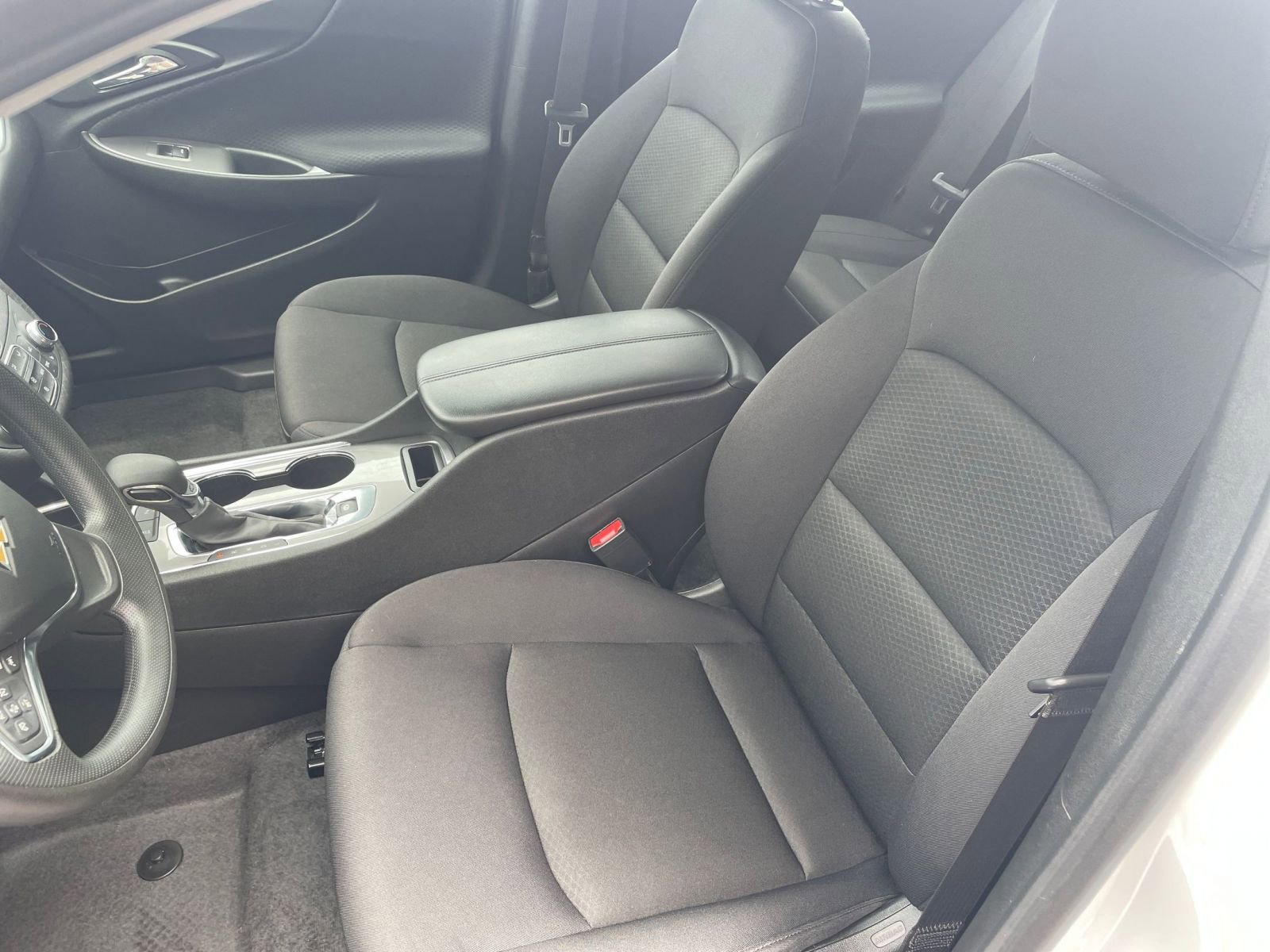 2024 Chevrolet Malibu LT 33