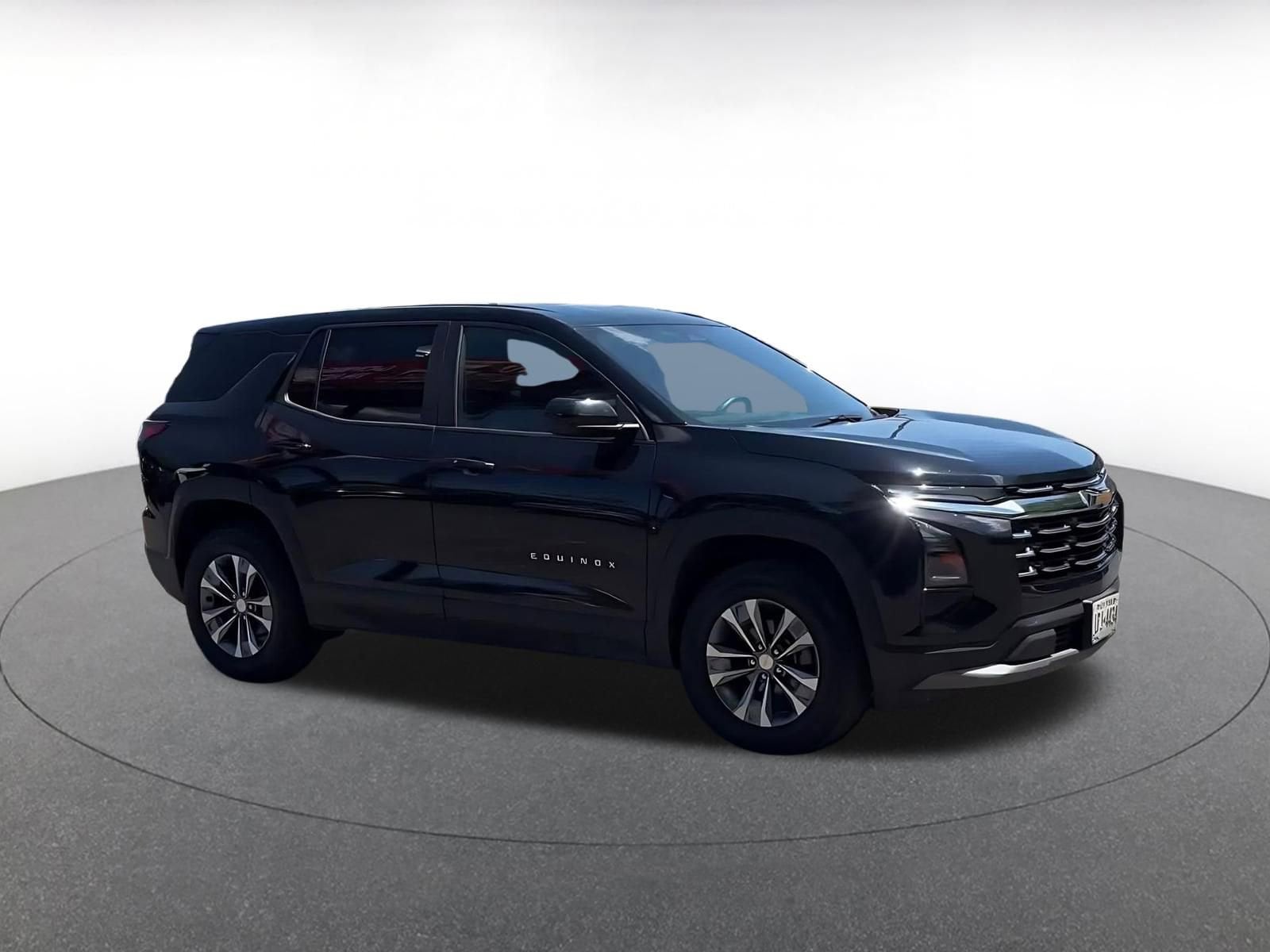 Thumbnail: 2025 Chevrolet Equinox - 2