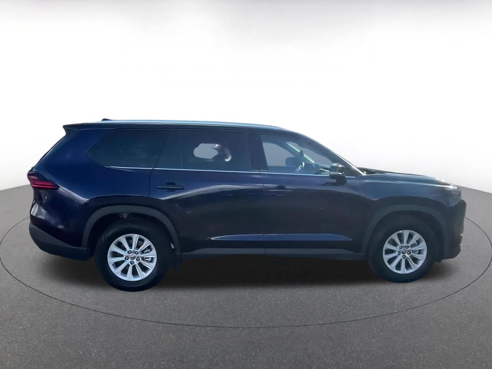 Thumbnail: 2025 Toyota Grand Highlander - 16