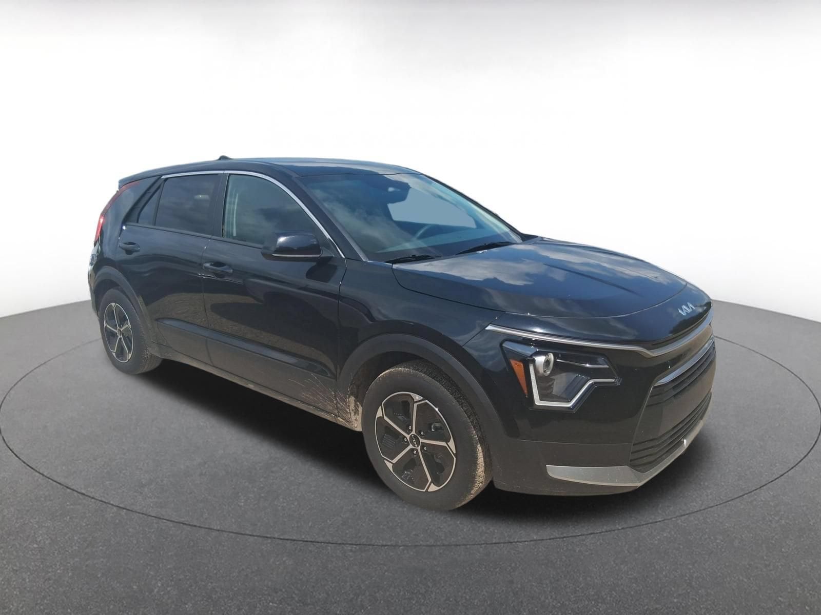 Thumbnail: 2026 Kia Niro - 4