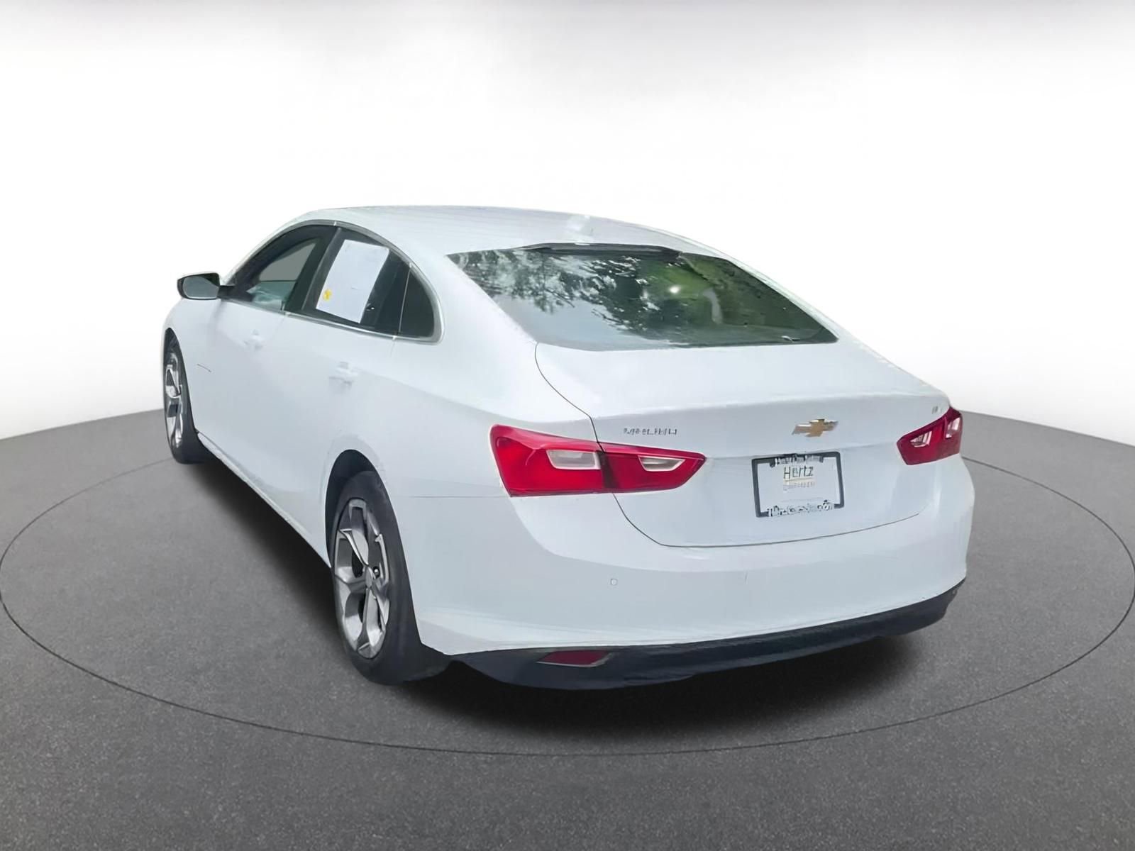 Thumbnail: 2024 Chevrolet Malibu - 11