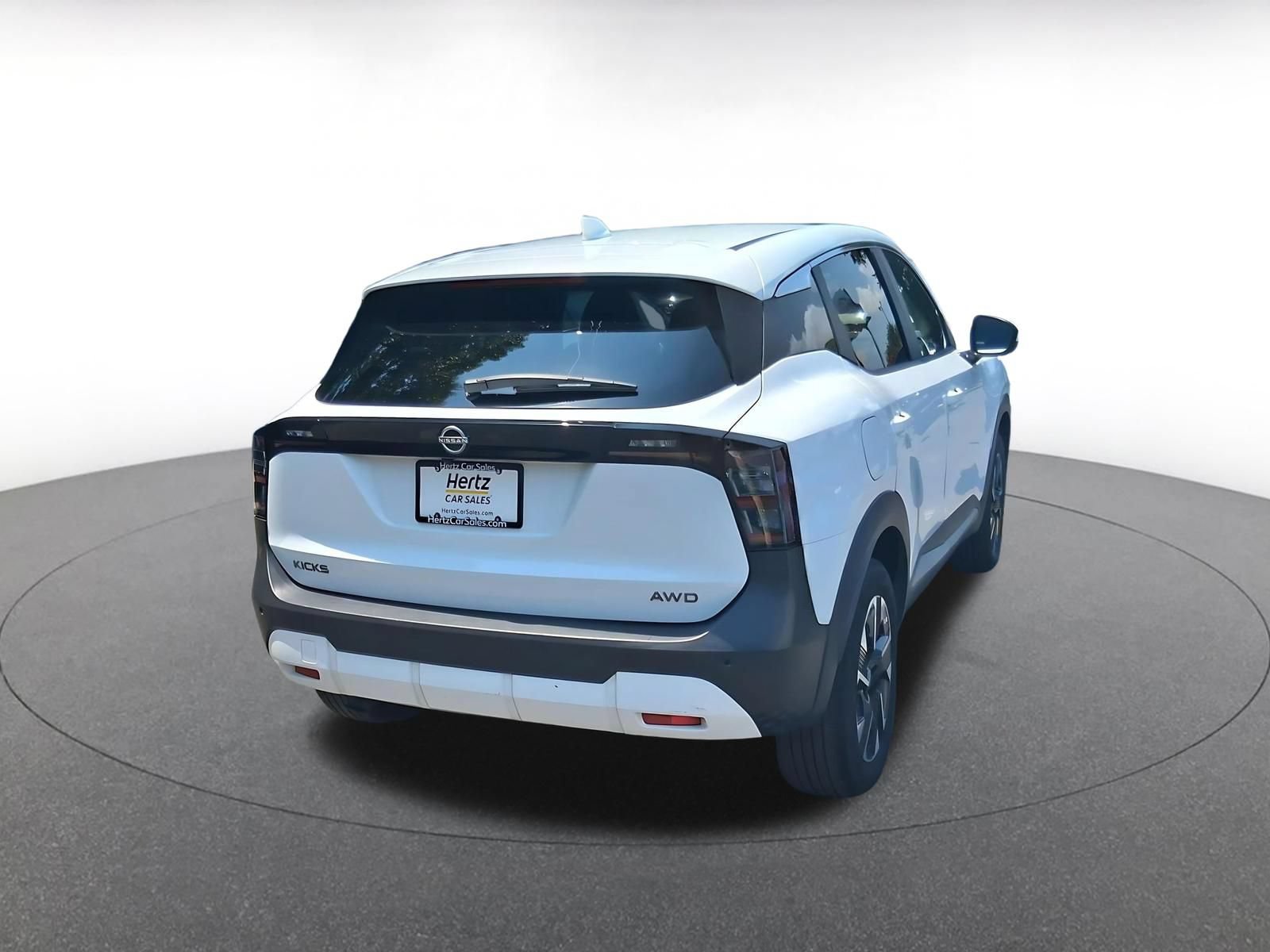Thumbnail: 2025 Nissan Kicks - 15