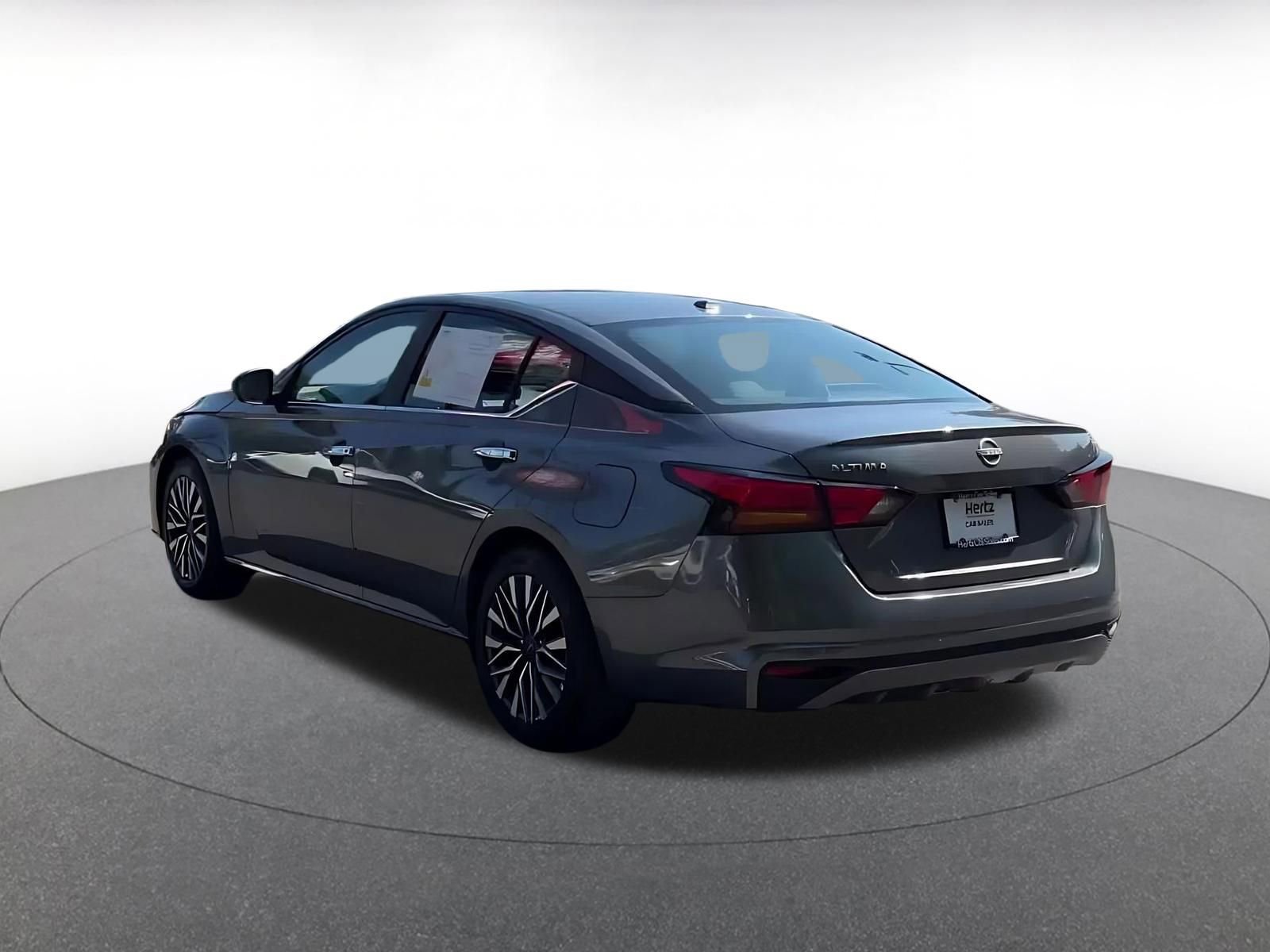 Thumbnail: 2025 Nissan Altima - 11