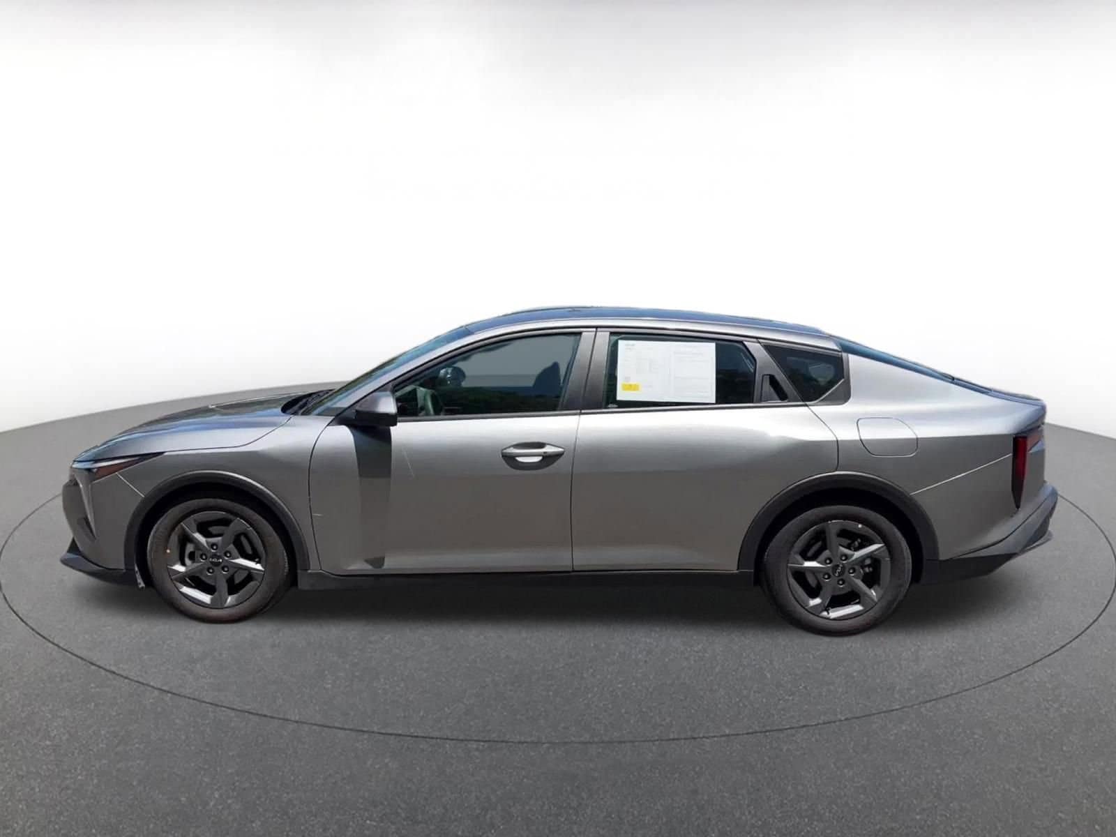 Thumbnail: 2025 Kia K4 - 9
