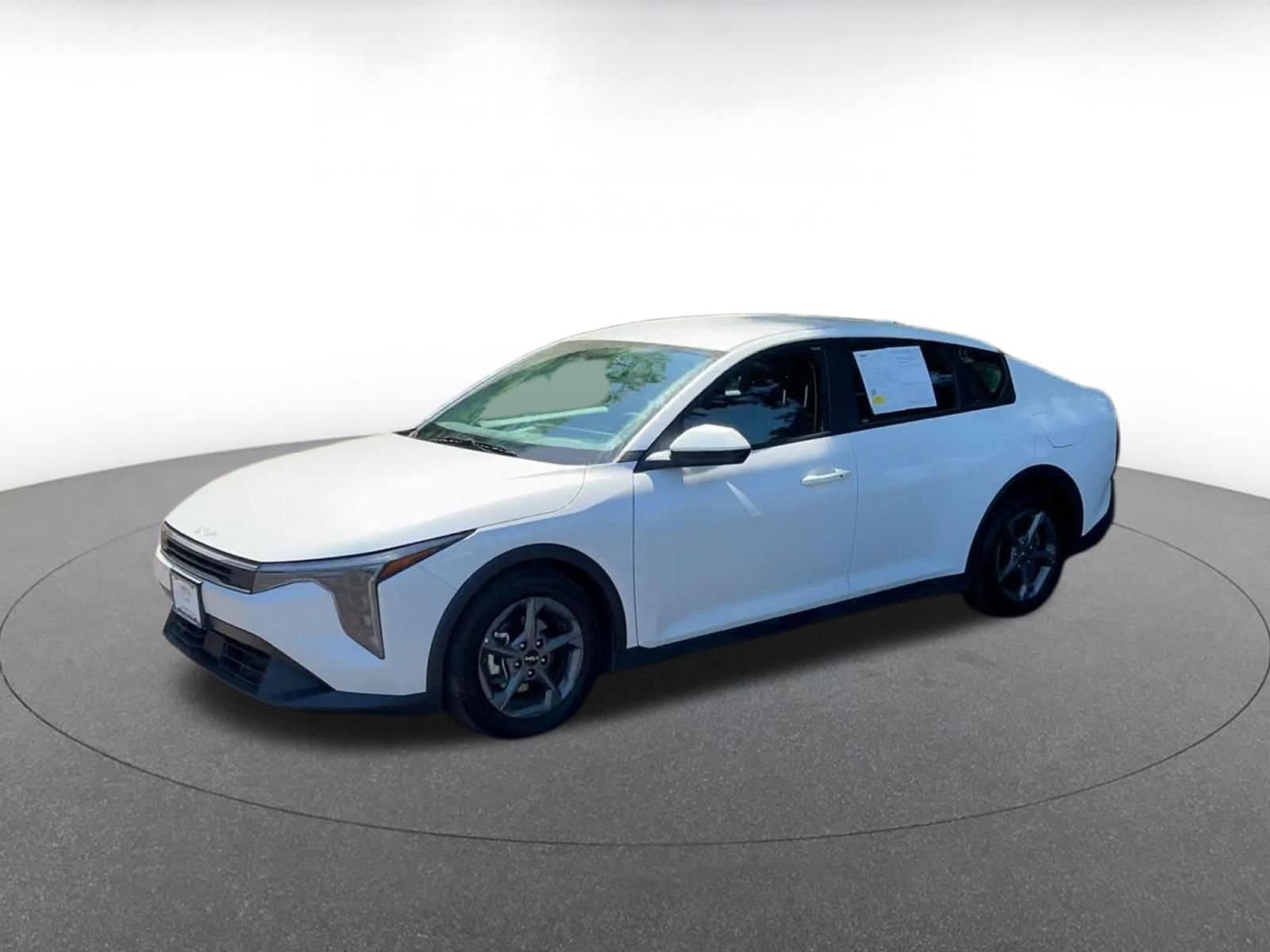 Thumbnail: 2025 Kia K4 - 8