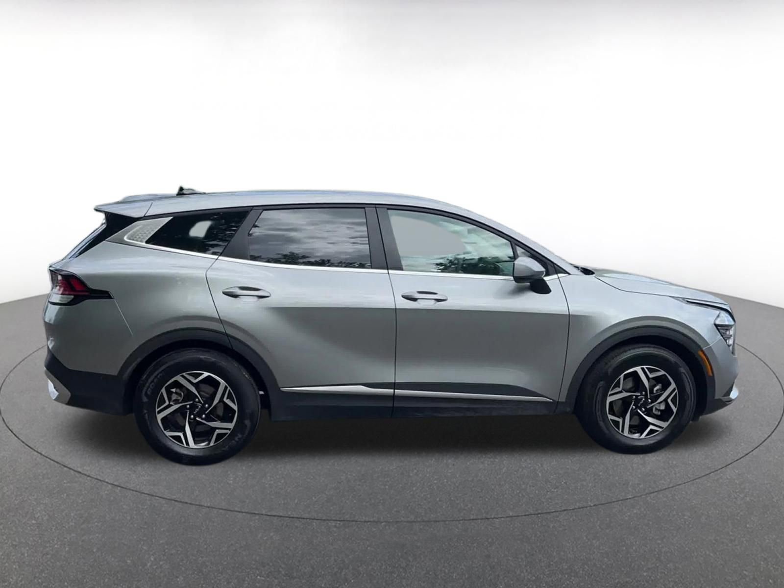 Thumbnail: 2025 Kia Sportage - 16