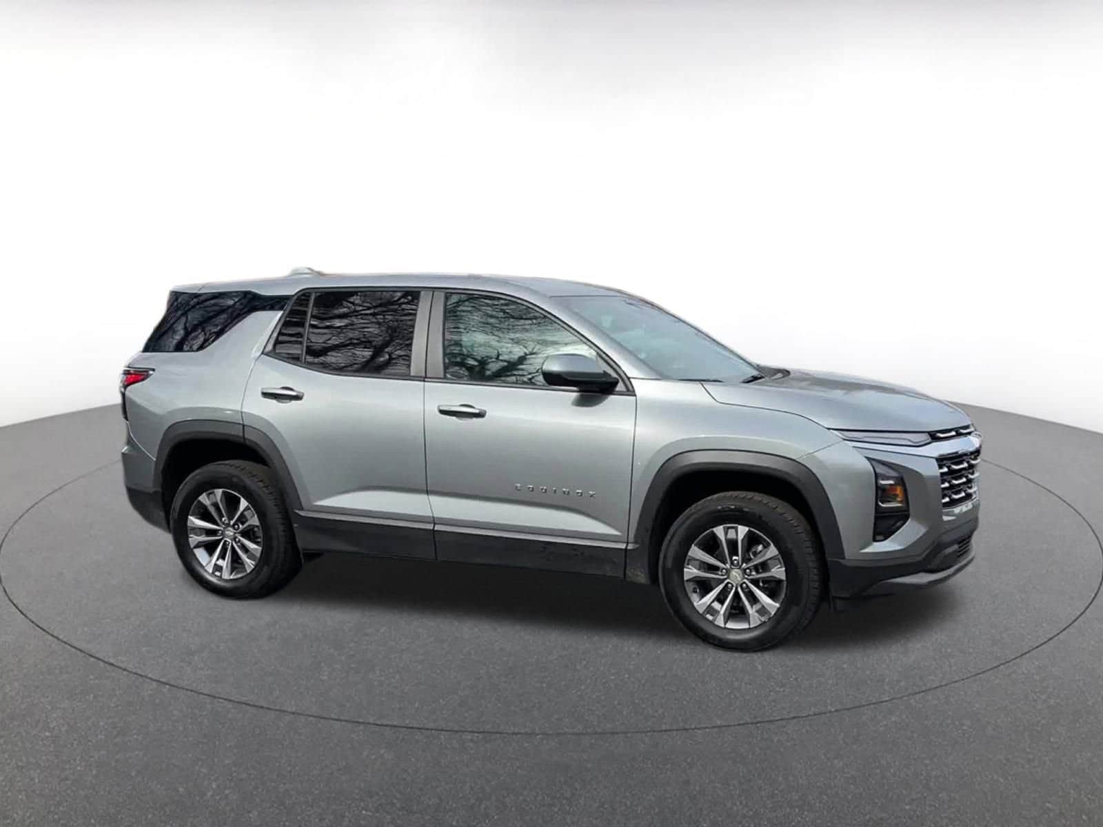 Thumbnail: 2025 Chevrolet Equinox - 2