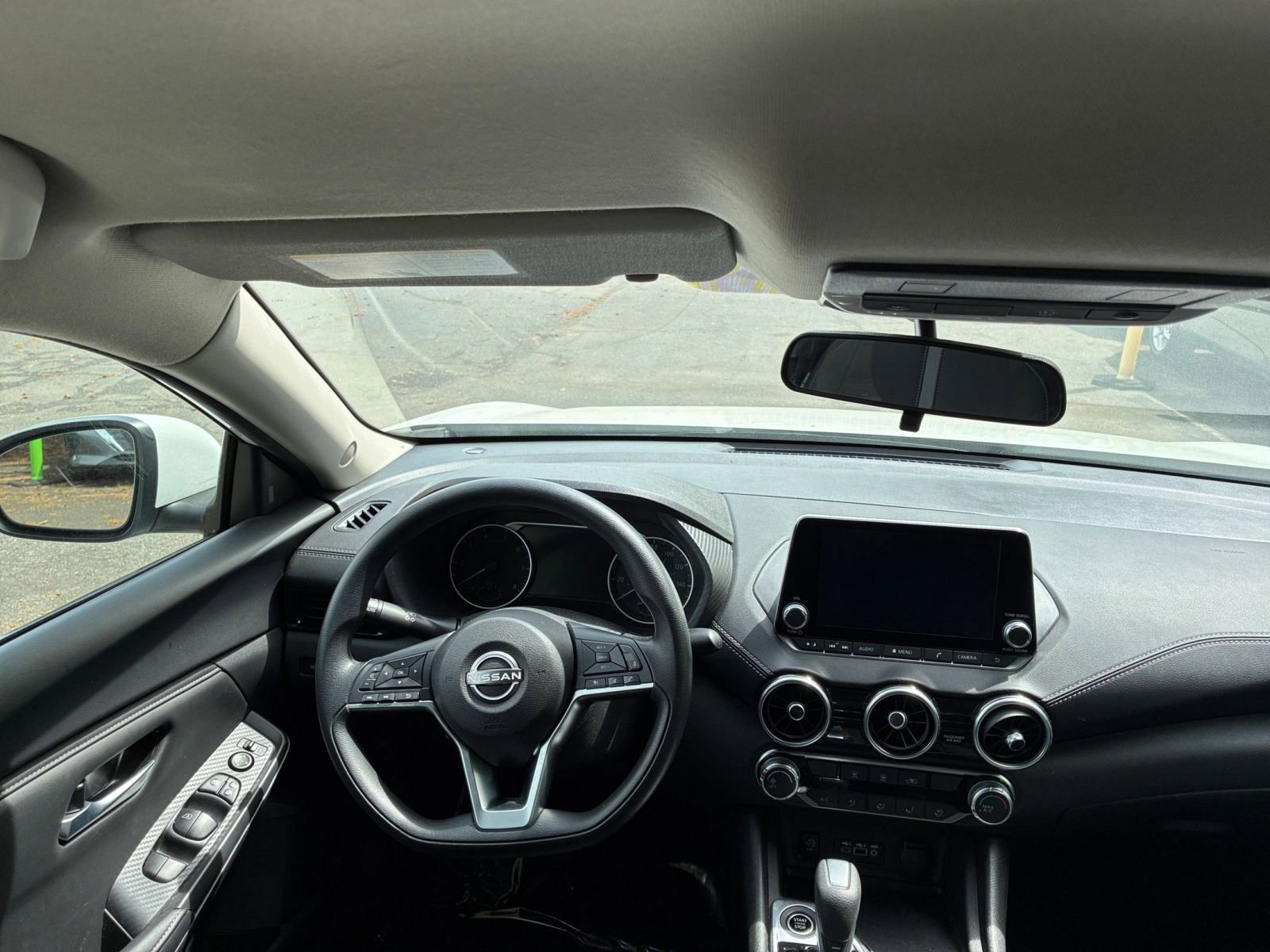 Thumbnail: 2025 Nissan Sentra - 32