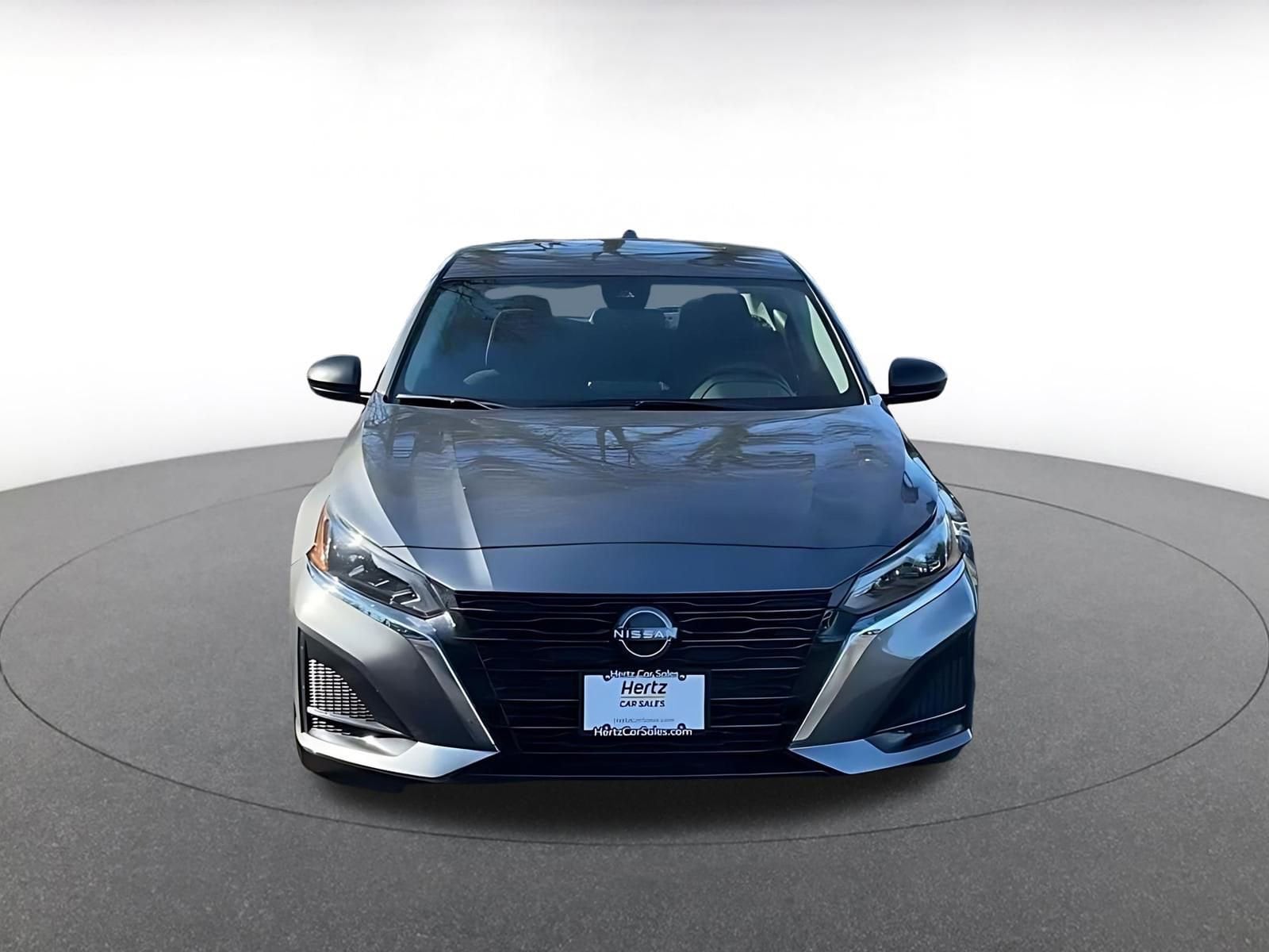 Thumbnail: 2025 Nissan Altima - 3