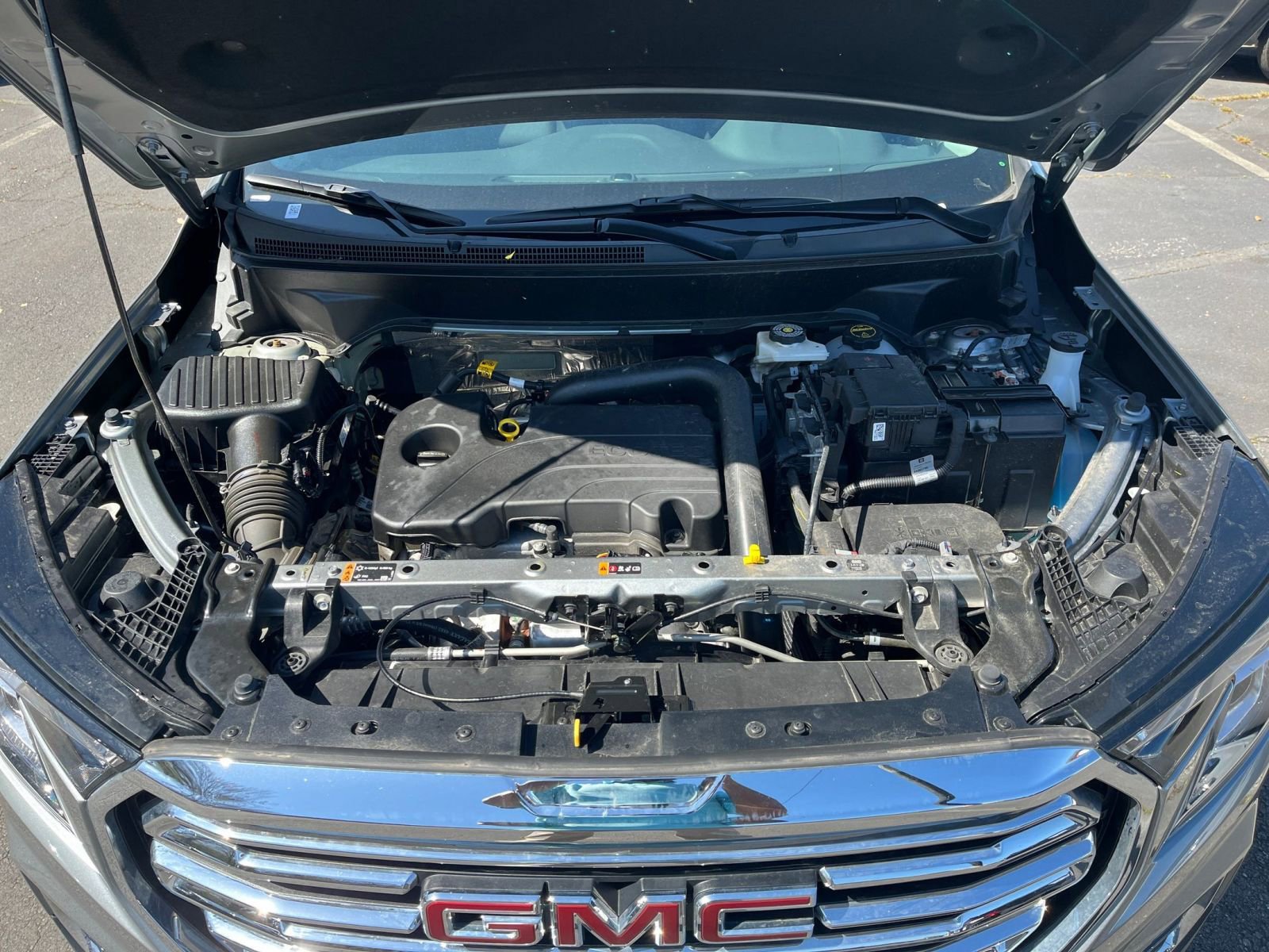 Thumbnail: 2024 GMC Terrain - 32