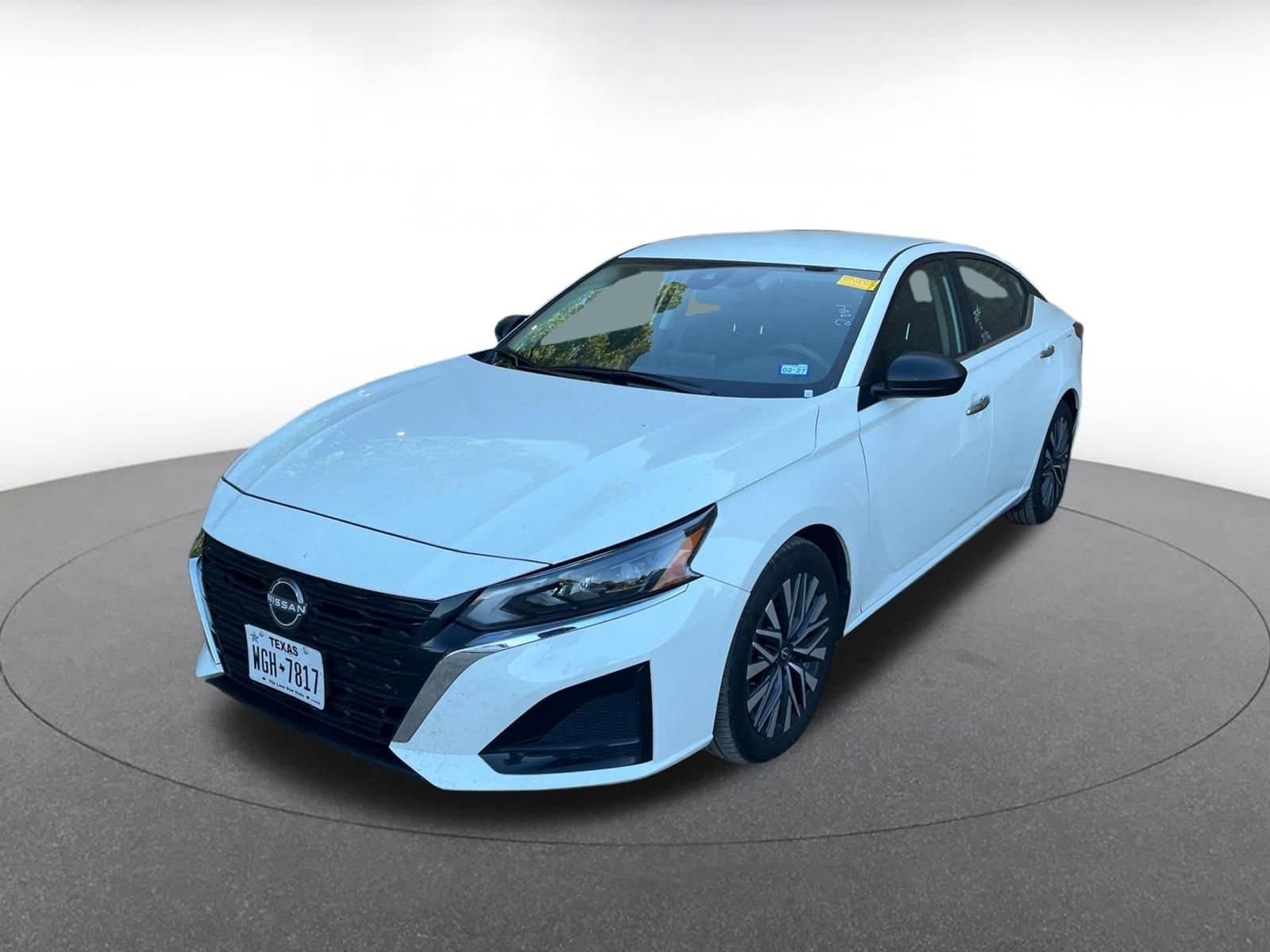 Thumbnail: 2025 Nissan Altima - 8
