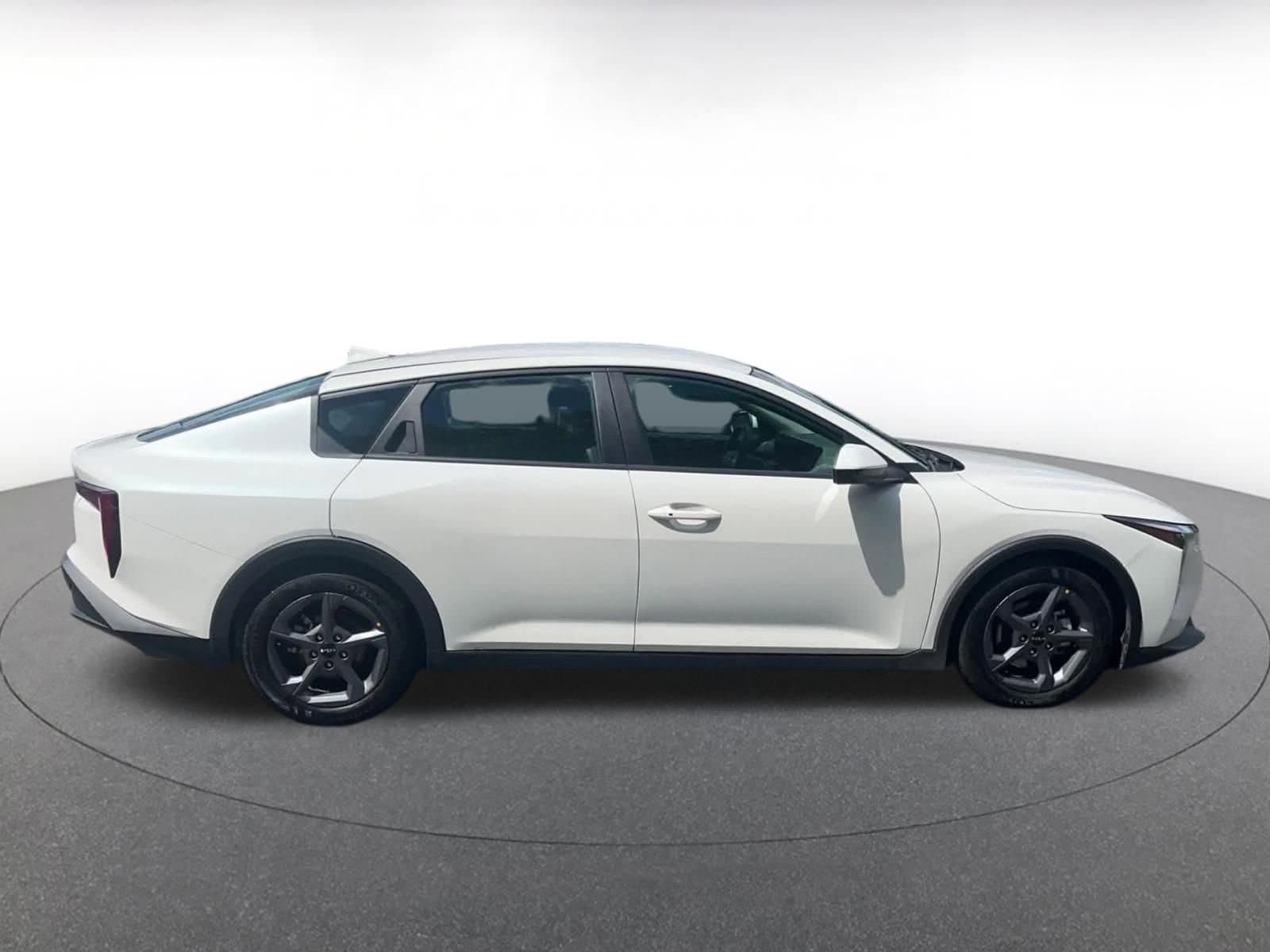 Thumbnail: 2025 Kia K4 - 16