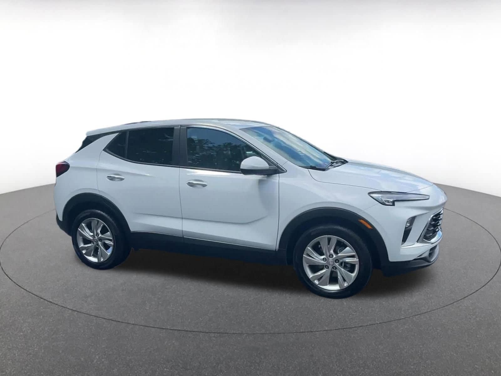 Thumbnail: 2025 Buick Encore GX - 2