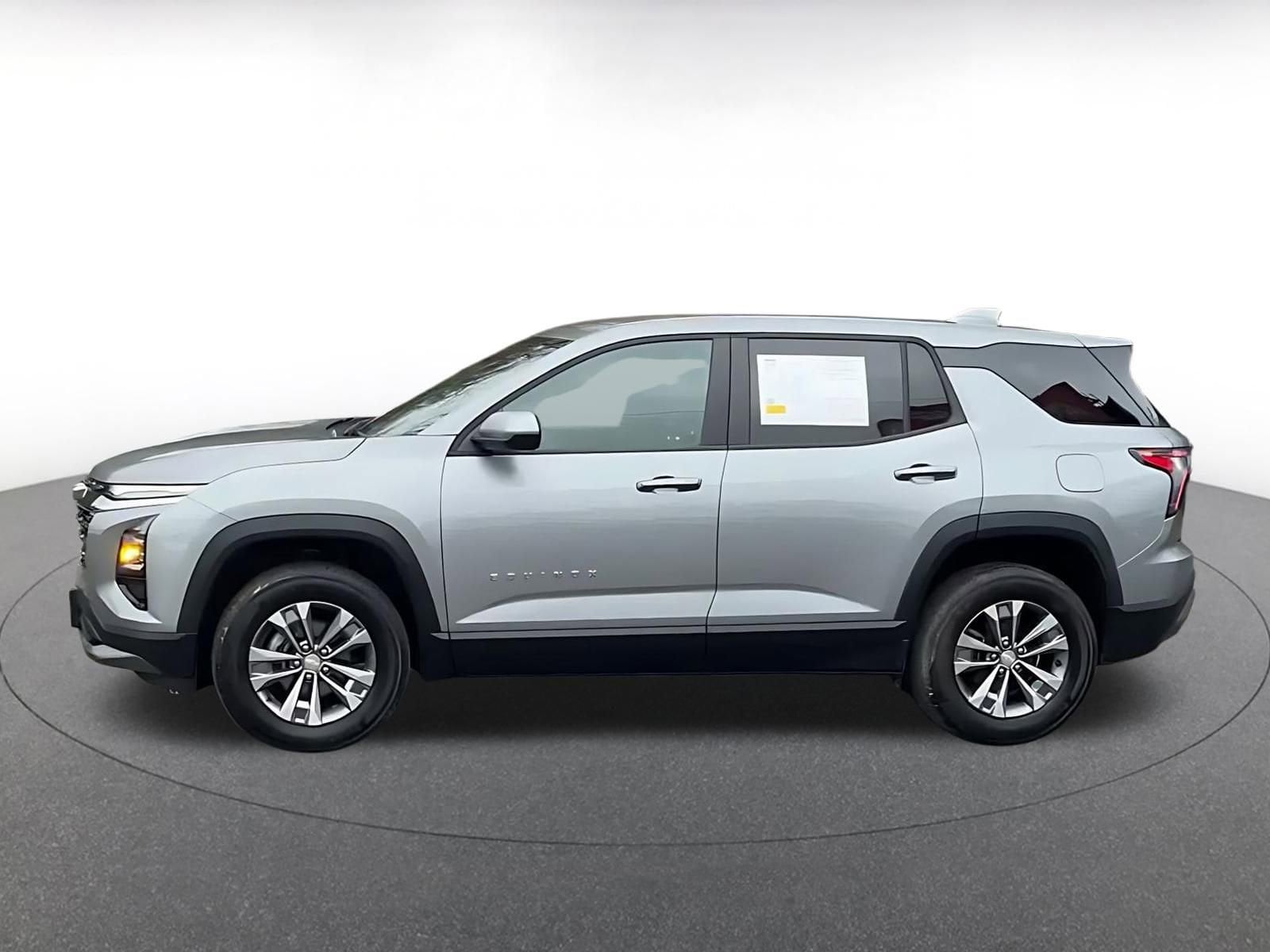 Thumbnail: 2025 Chevrolet Equinox - 8