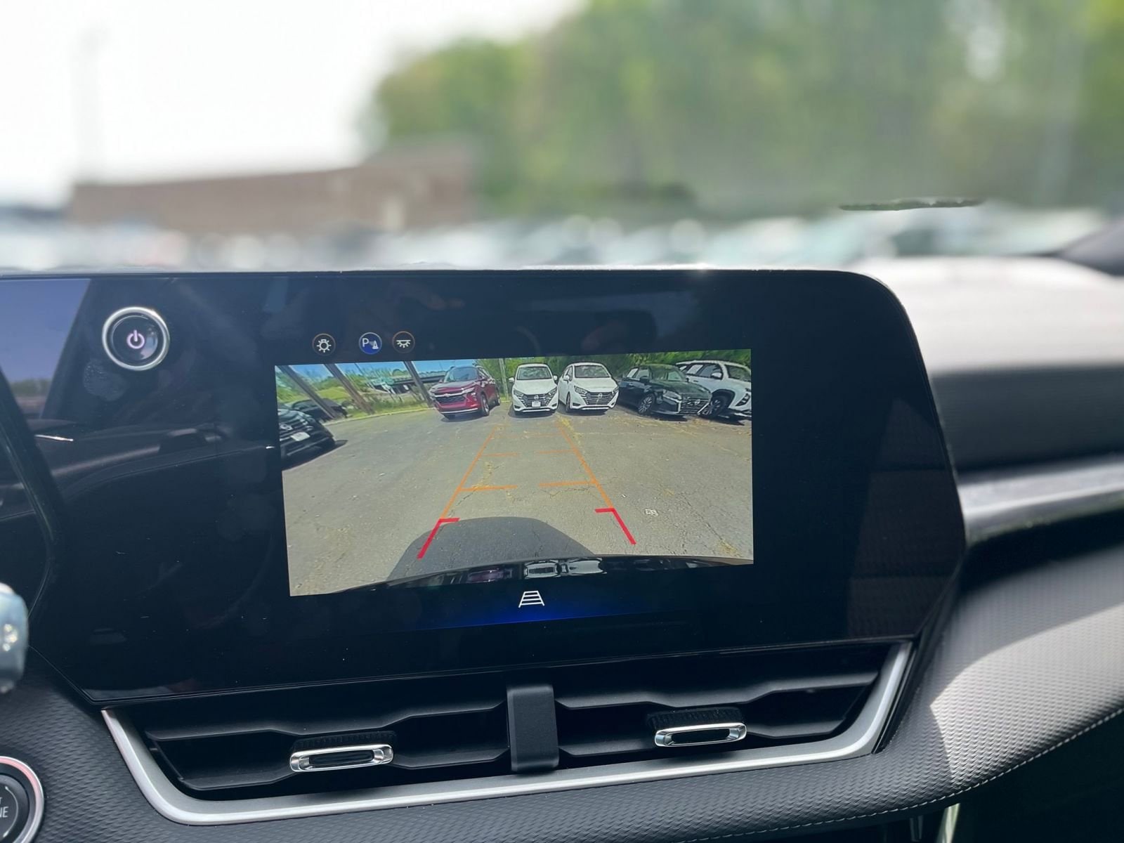 Thumbnail: 2025 Chevrolet Equinox - 28