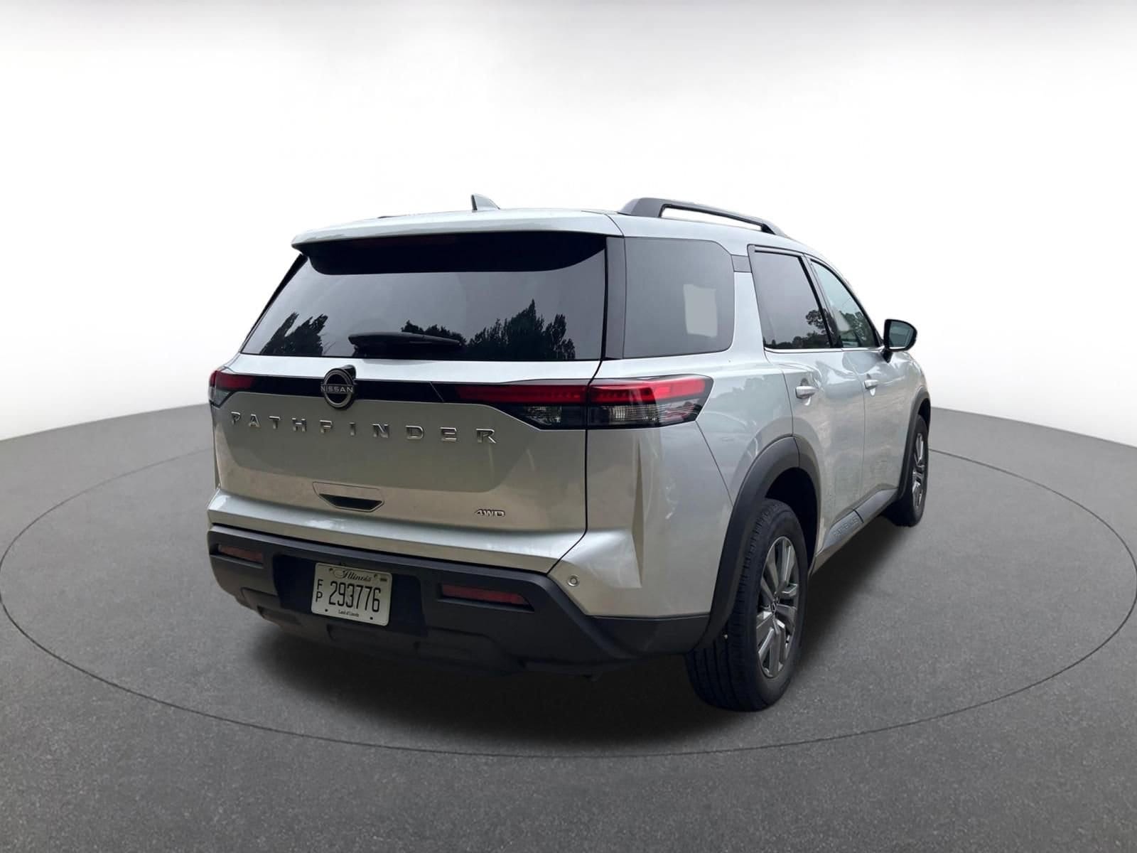 Thumbnail: 2025 Nissan Pathfinder - 12