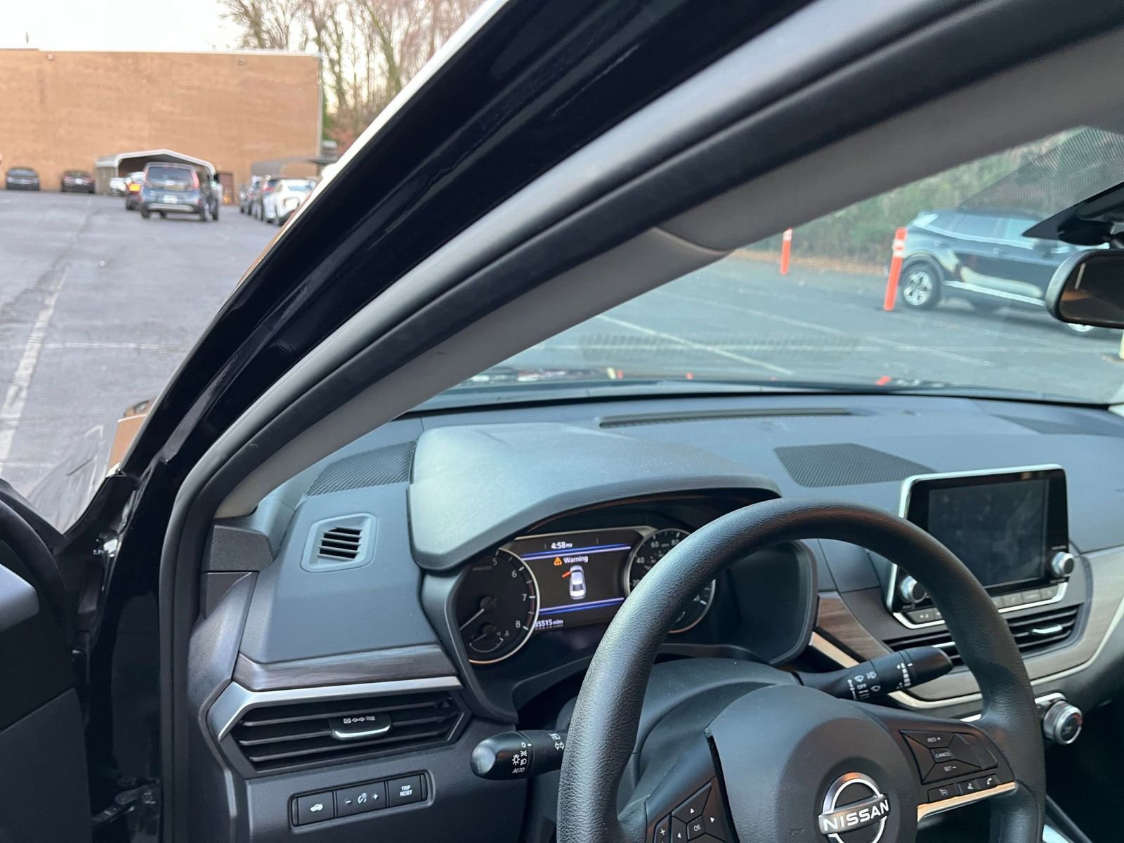 Thumbnail: 2025 Nissan Altima - 33