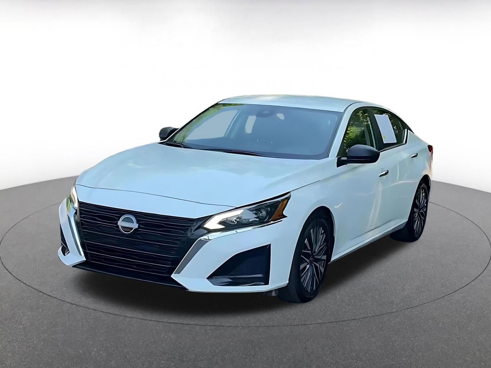 Thumbnail: 2025 Nissan Altima - 7