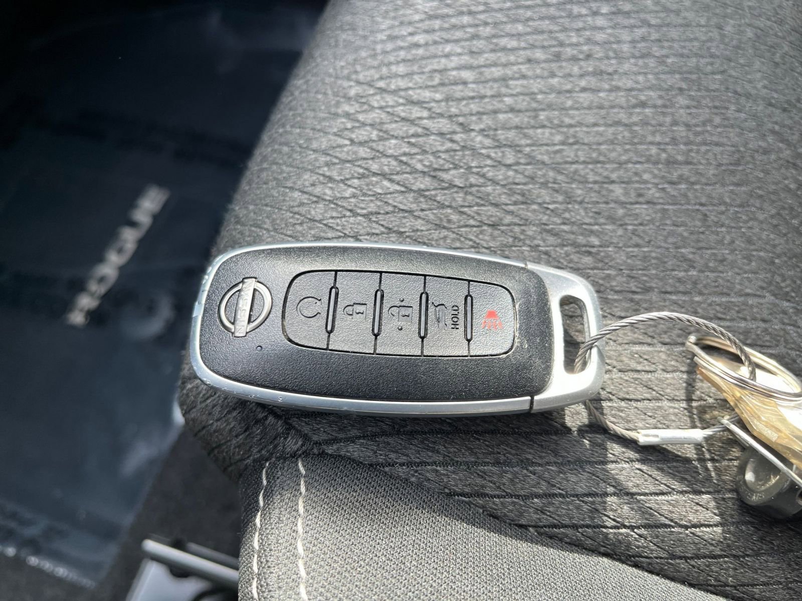 Thumbnail: 2025 Nissan Rogue - 21