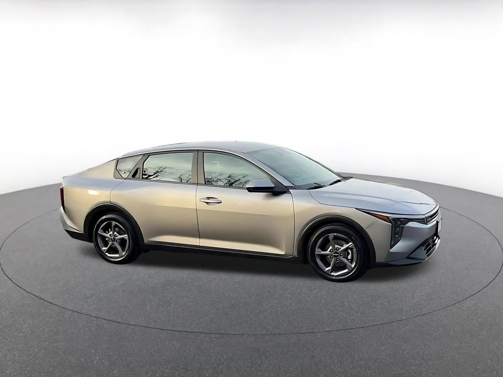 Thumbnail: 2025 Kia K4 - 2