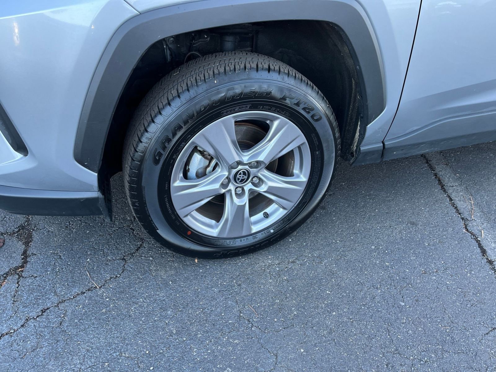 Thumbnail: 2025 Toyota RAV4 - 30