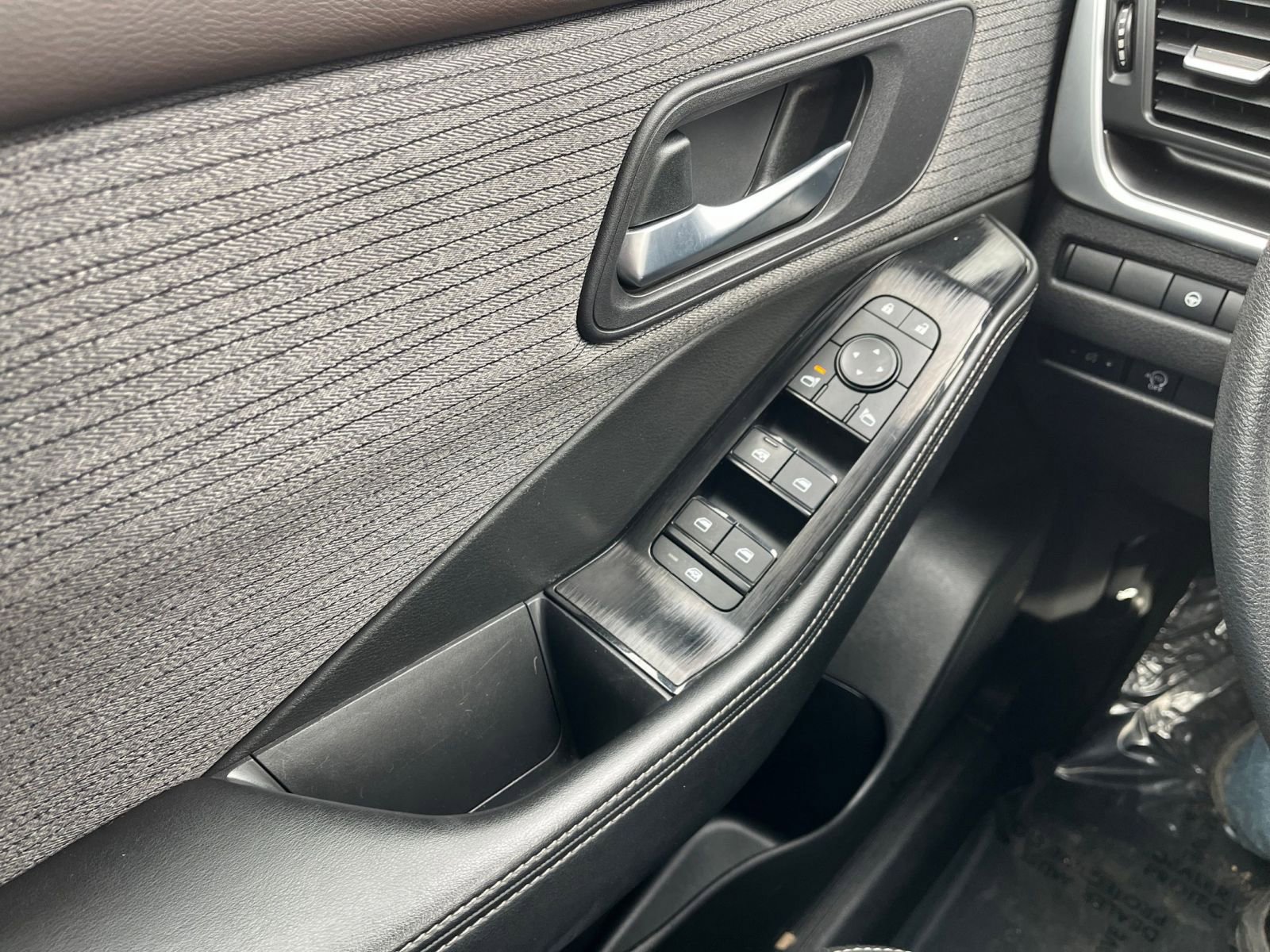 Thumbnail: 2023 Nissan Rogue - 18