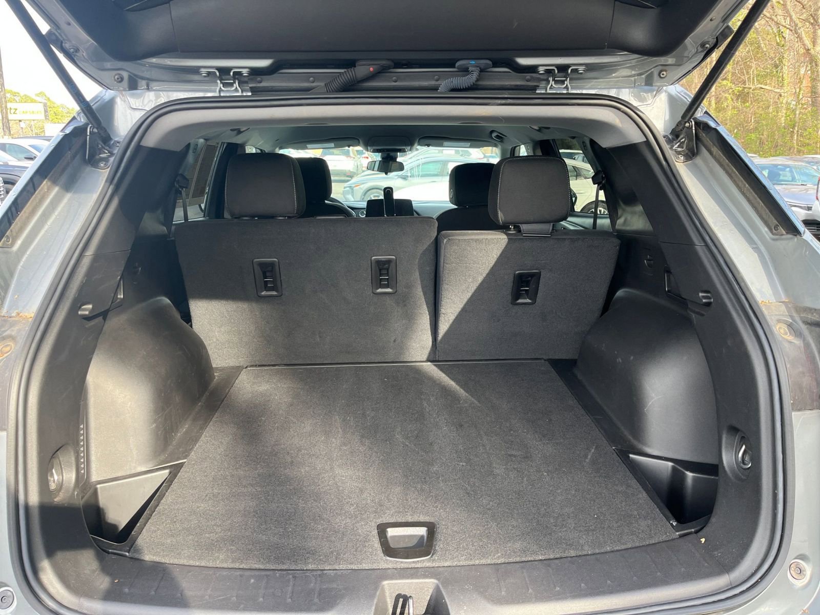 Thumbnail: 2025 Chevrolet Blazer - 32