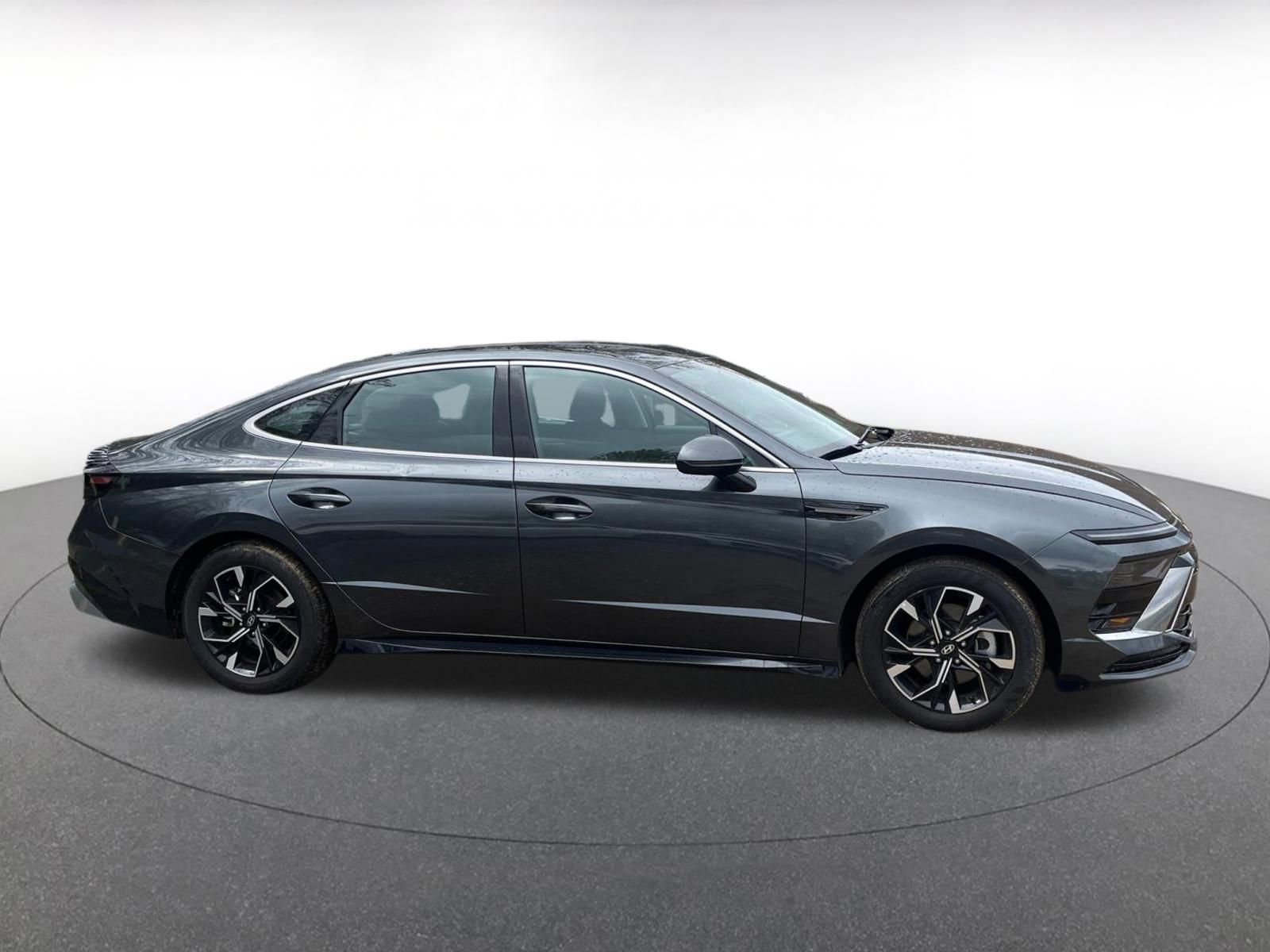 Thumbnail: 2025 Hyundai Sonata - 18